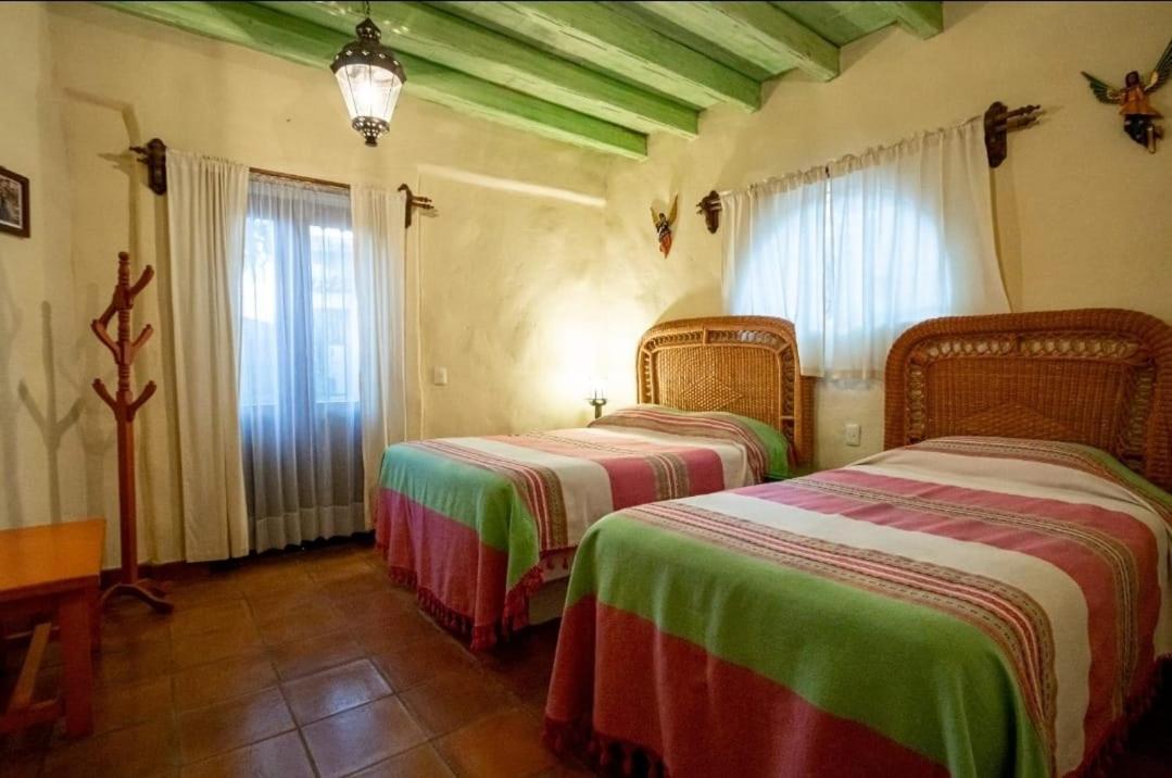 Centenario Arroyitos Hotel Bernal