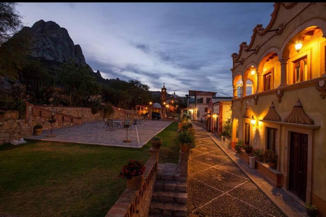 Hotel Centenario Arroyitos