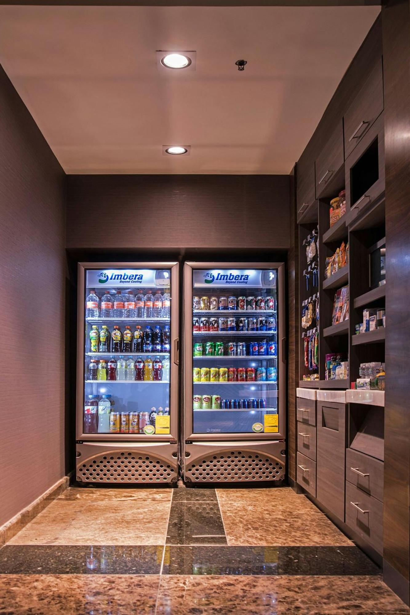 Courtyard By Marriott Revolucion Hotel 4*