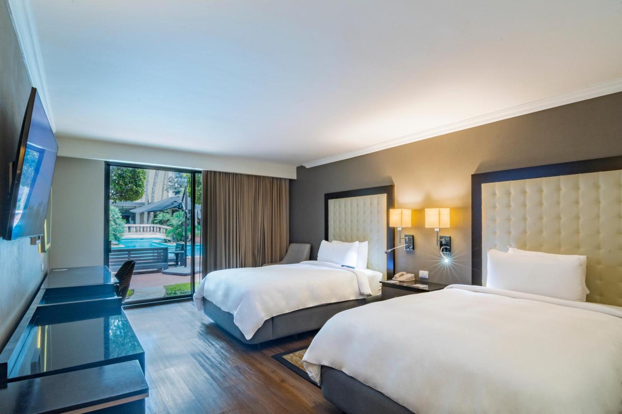 Lucerna 4* Tijuana