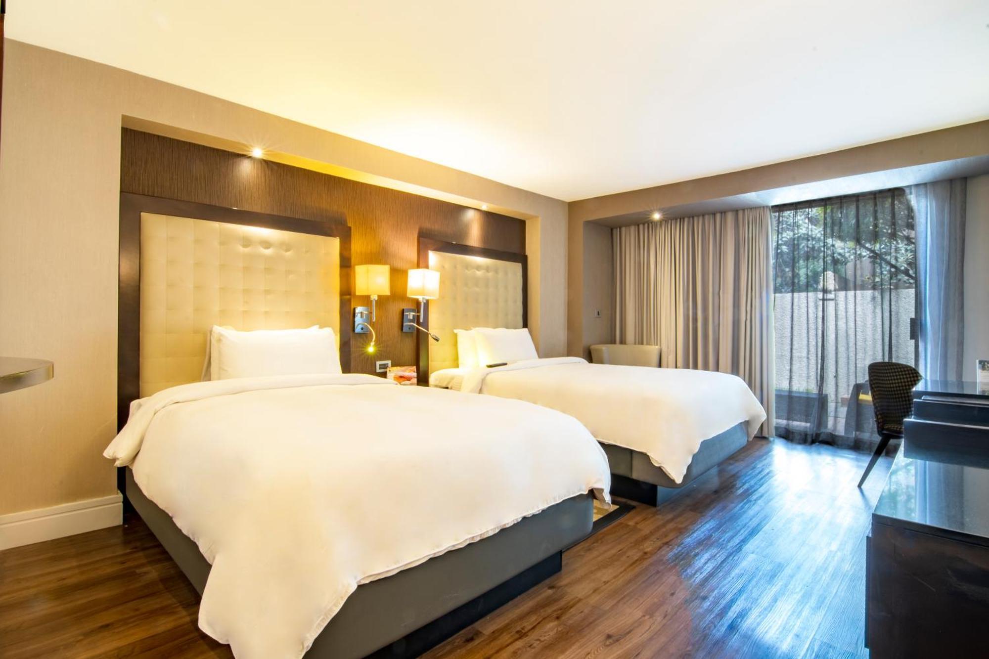 Lucerna 4*