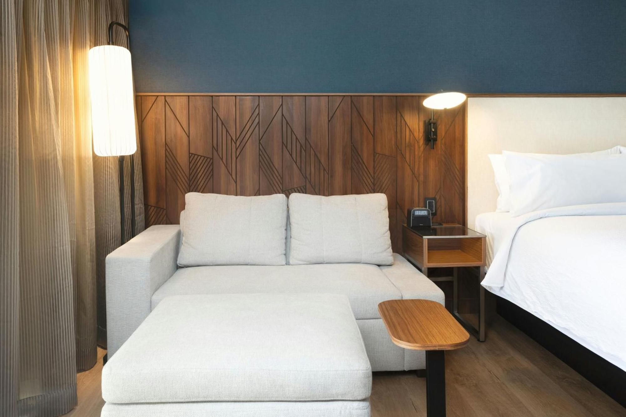 Courtyard By Marriott Animas 4*