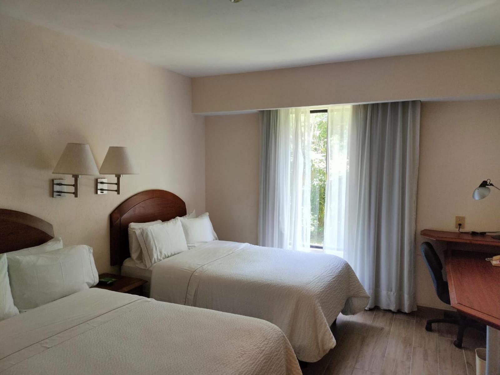 Fiesta Hotel 4*