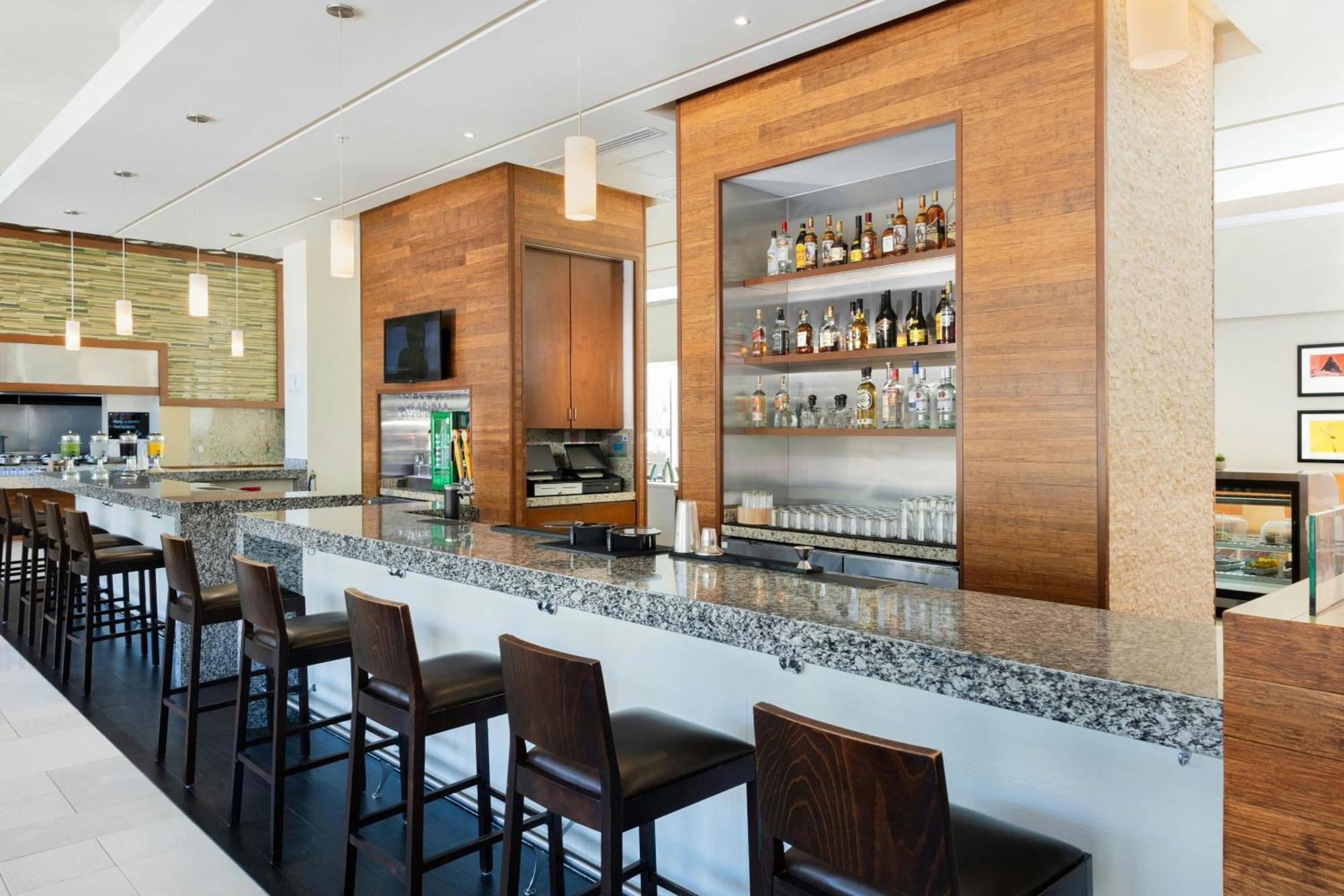 Hotel Courtyard By Marriott Baja California Sur
