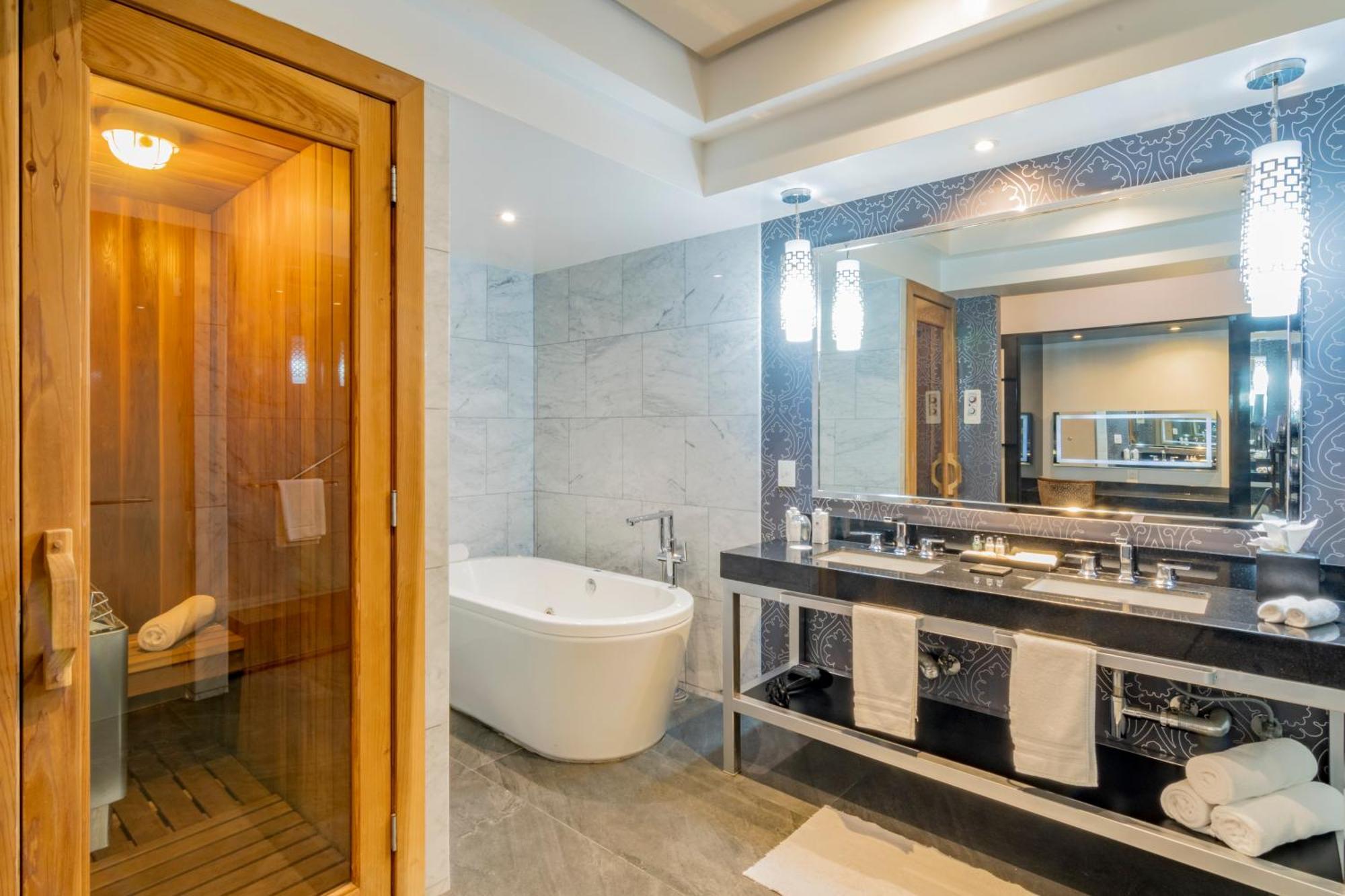 K Tower Boutique By Lucerna 5* Tijuana