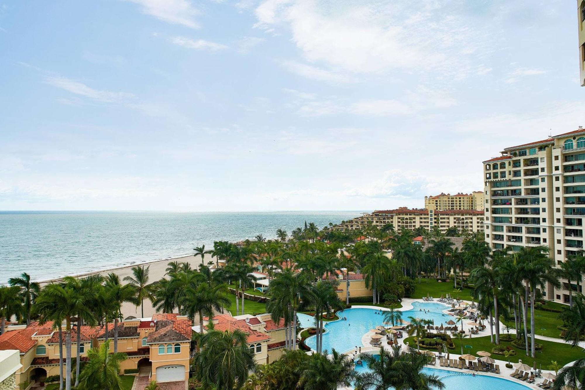 Resort Marriott & 5*