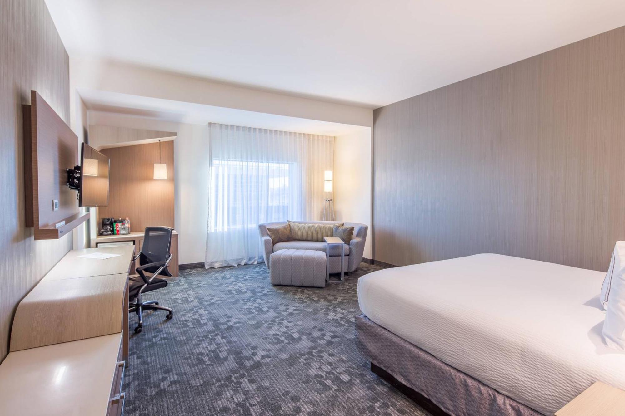 Courtyard By Marriott Hotel Chihuahua