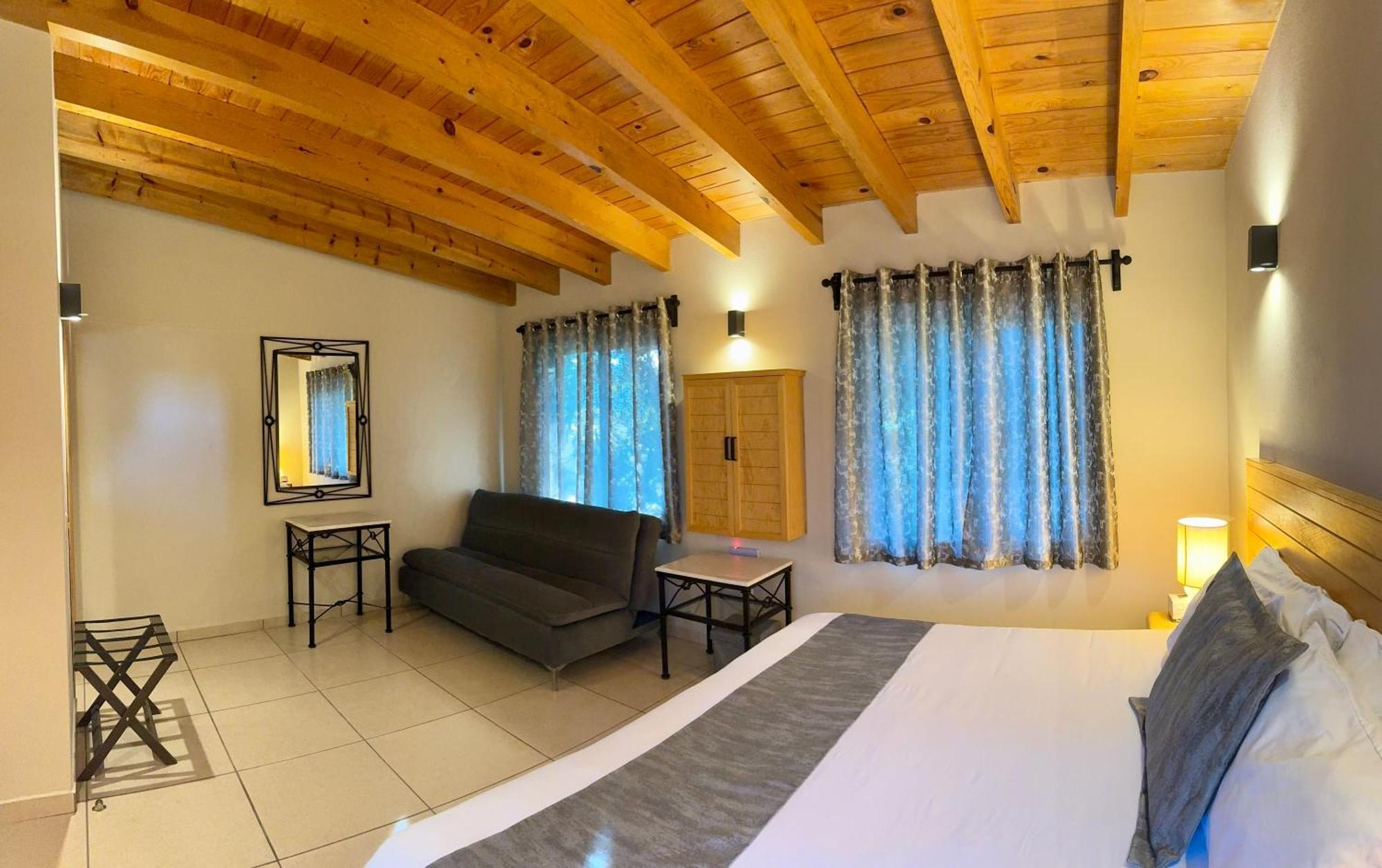 Hotel Club Vergel Bernal