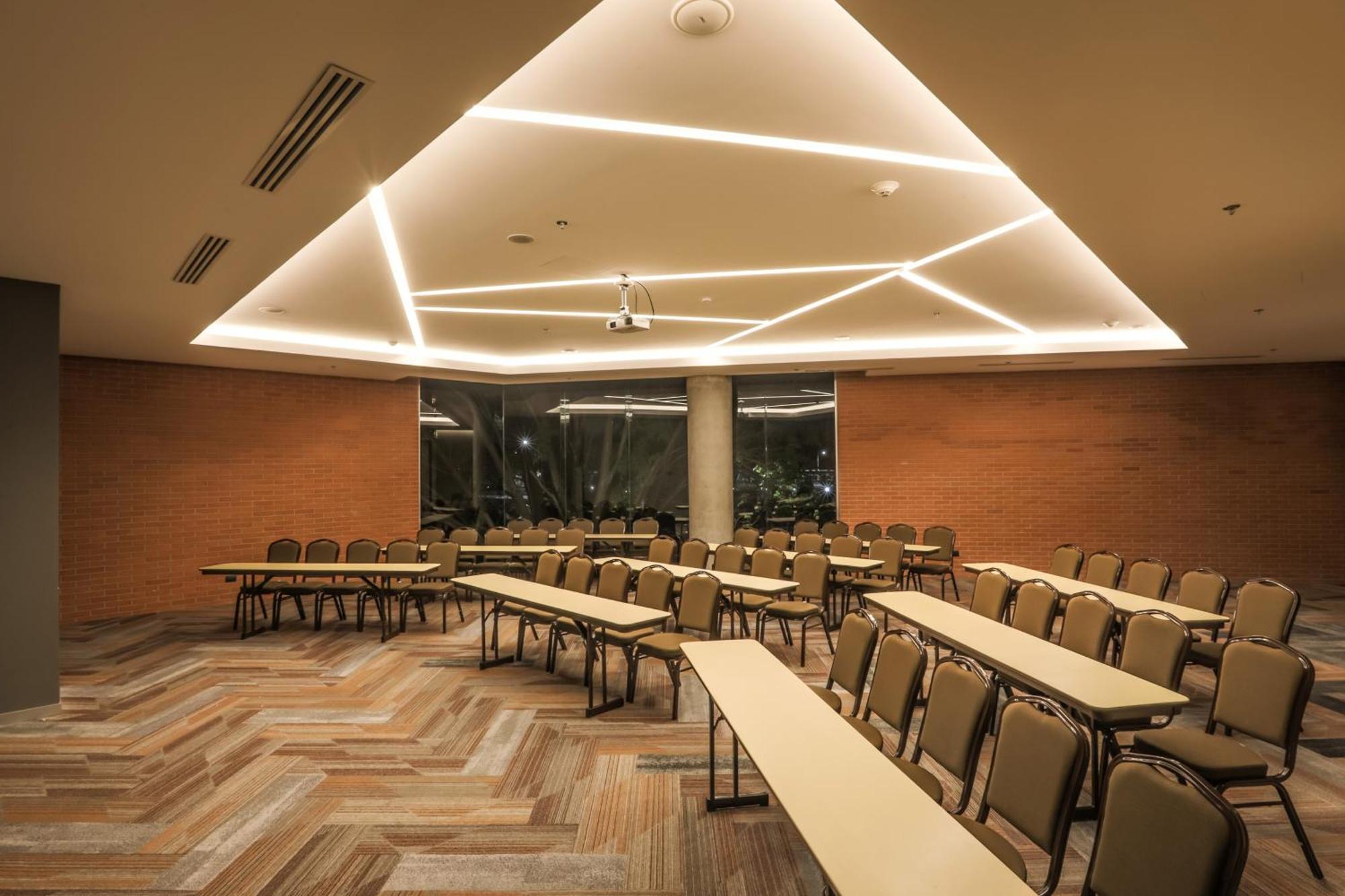 Hotel Four Points By Sheraton