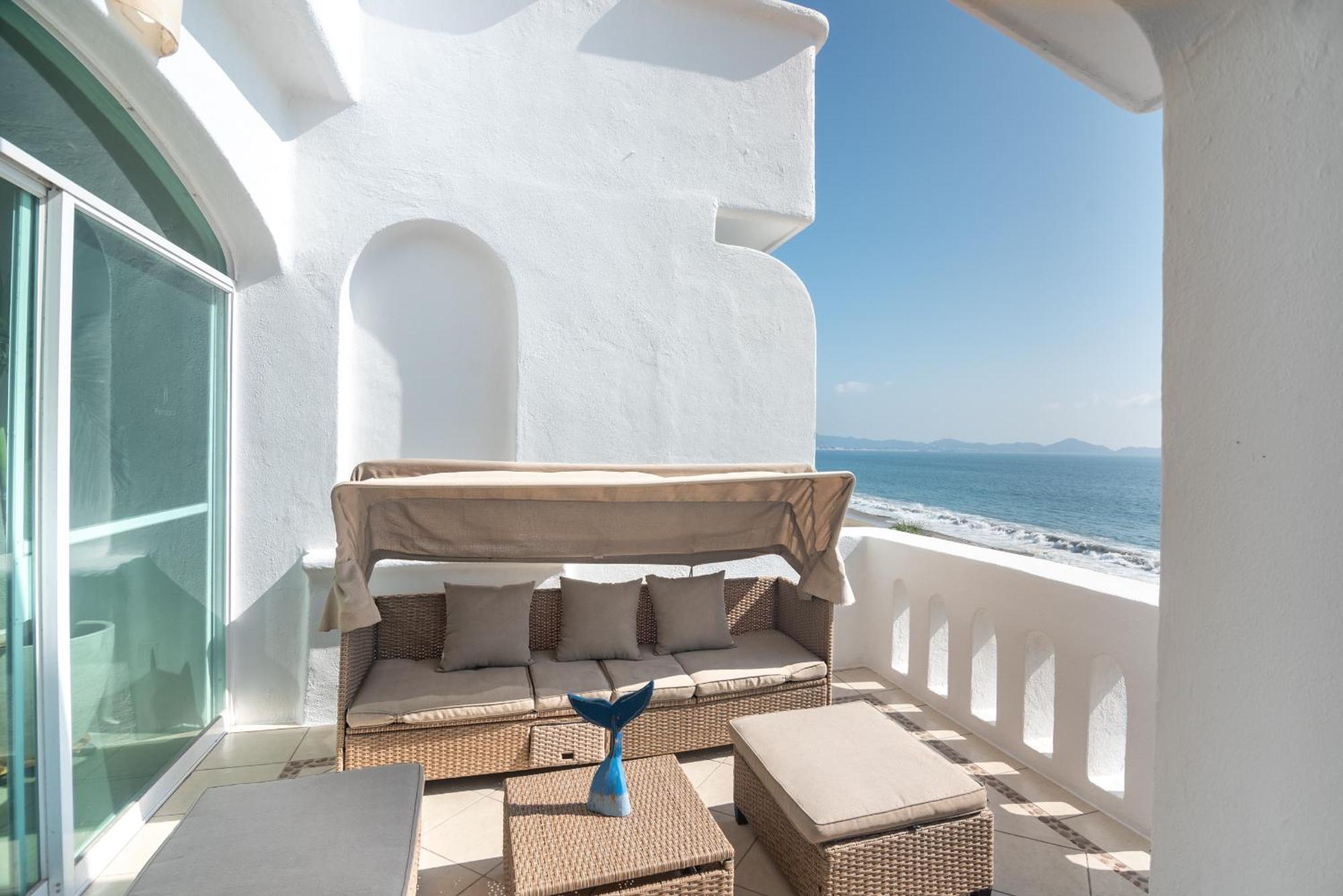 Amazing With Sea View And Large Terrace Apartment Manzanillo