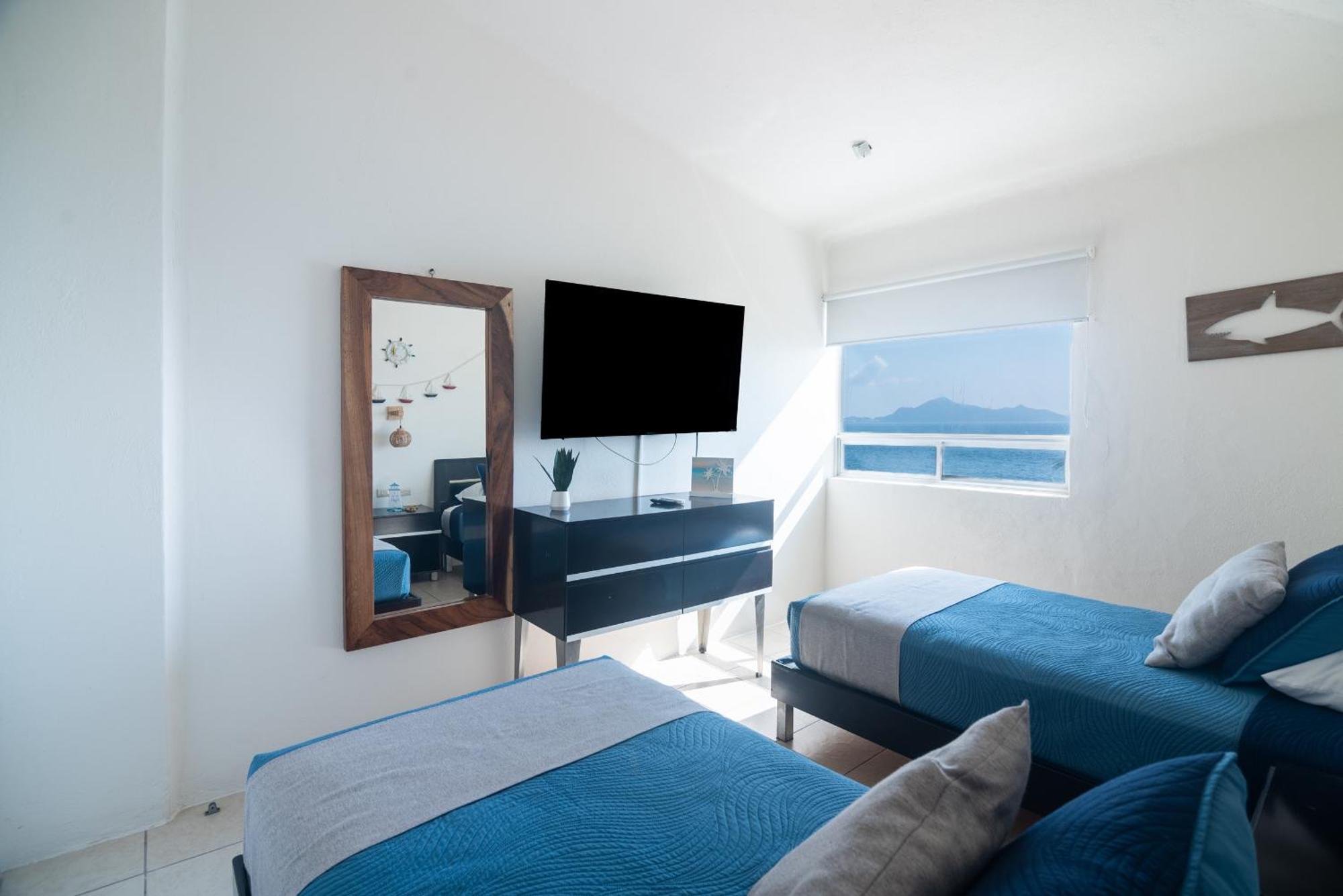 Amazing With Sea View And Large Terrace