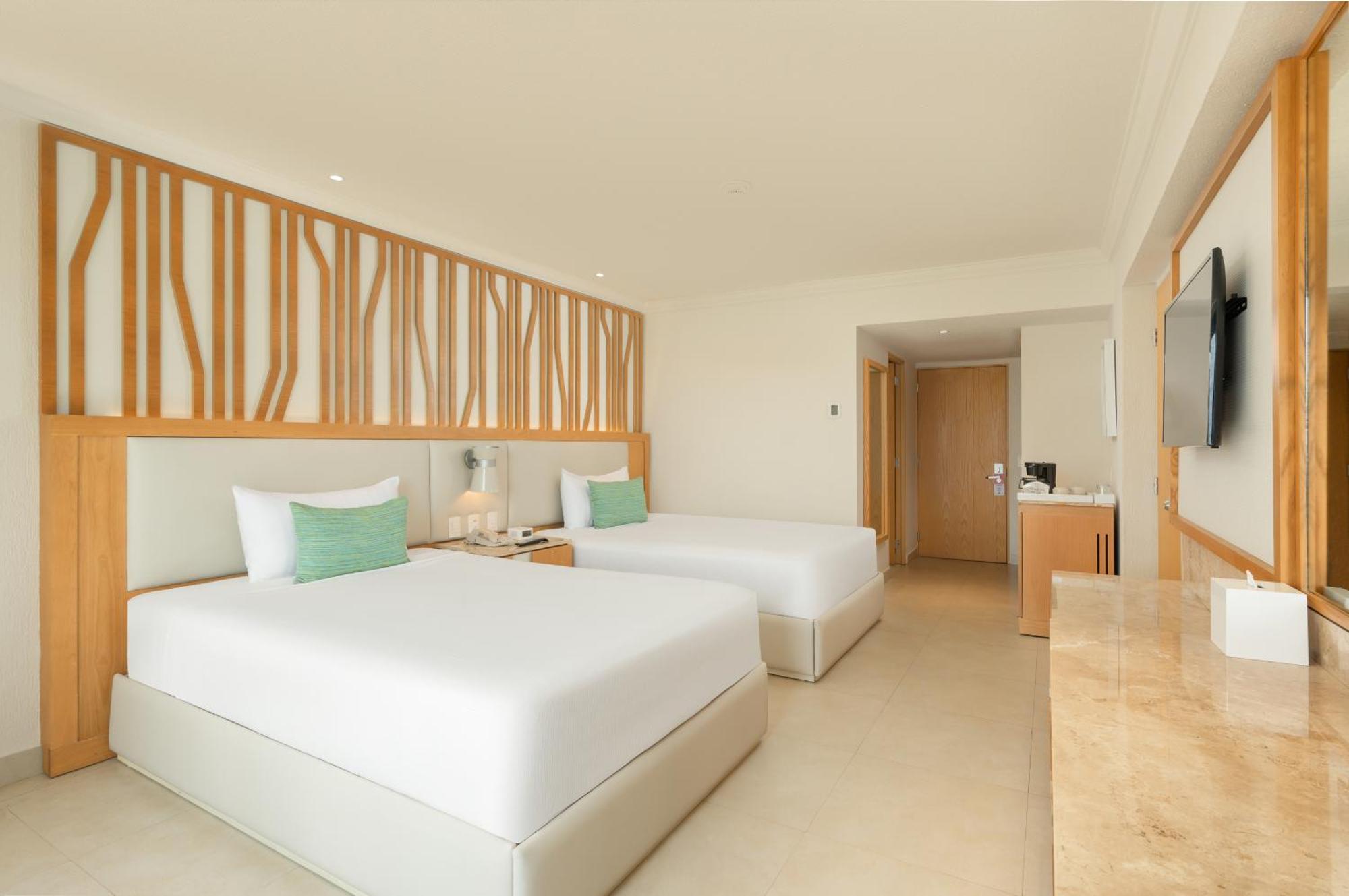 Royal Solaris 4* Cancun