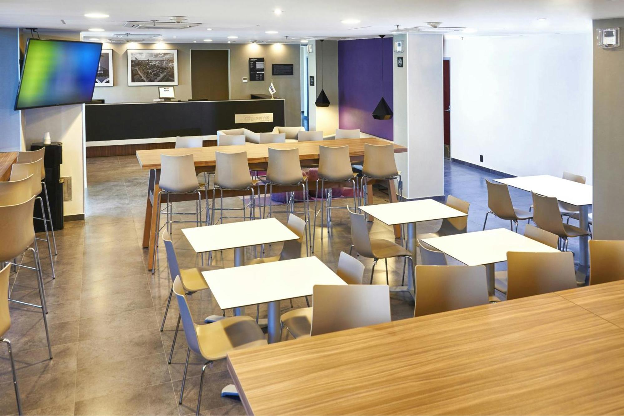 Express By Marriott Mochis Hotel 4*