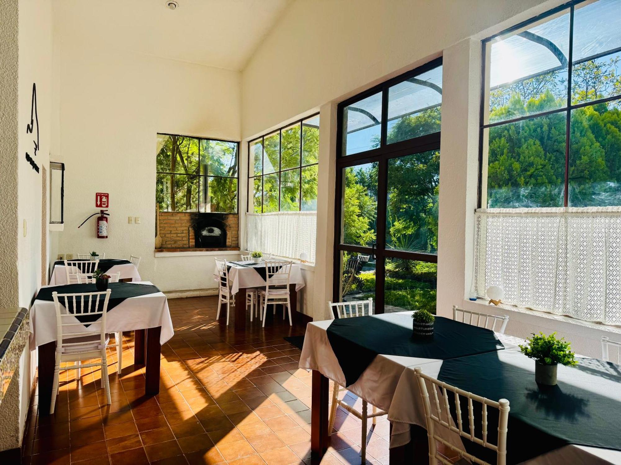Club Vergel Hotel