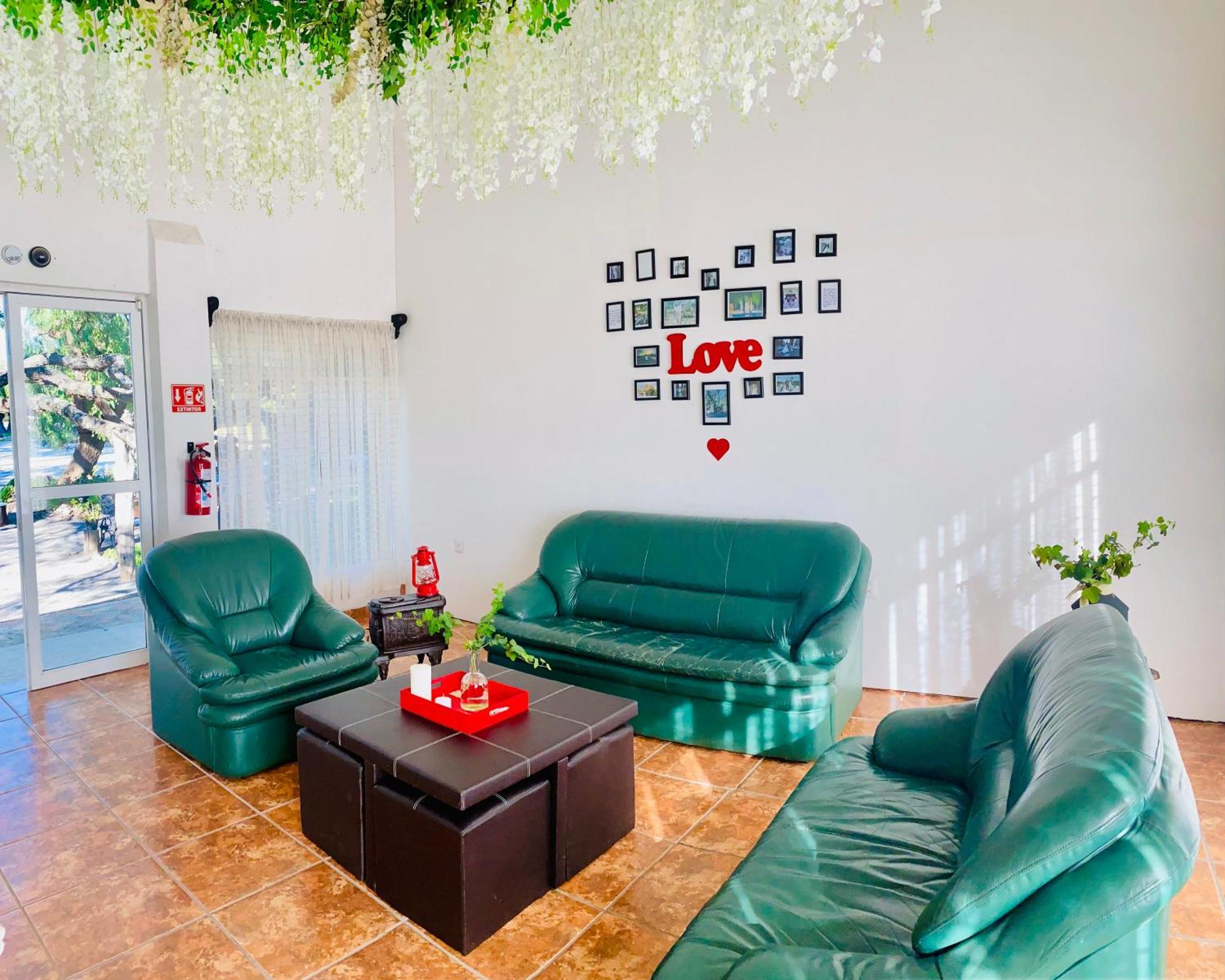 Club Vergel Hotel Bernal