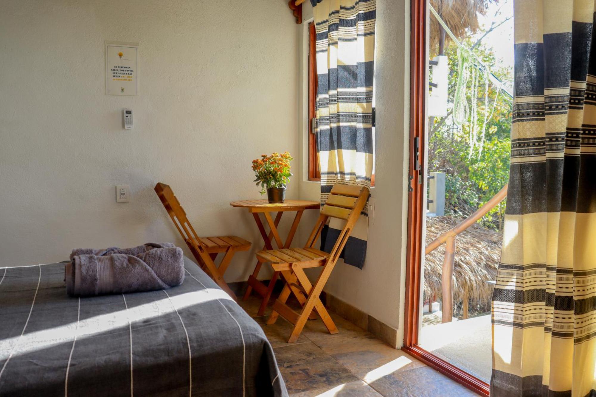 La Aldea Inn Zipolite