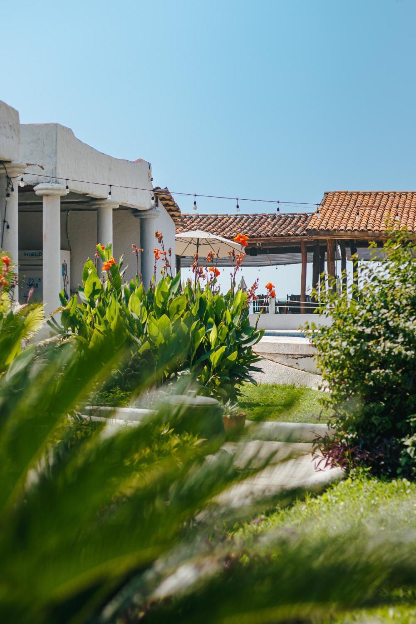 Aparthotel Tres Santos Troncones