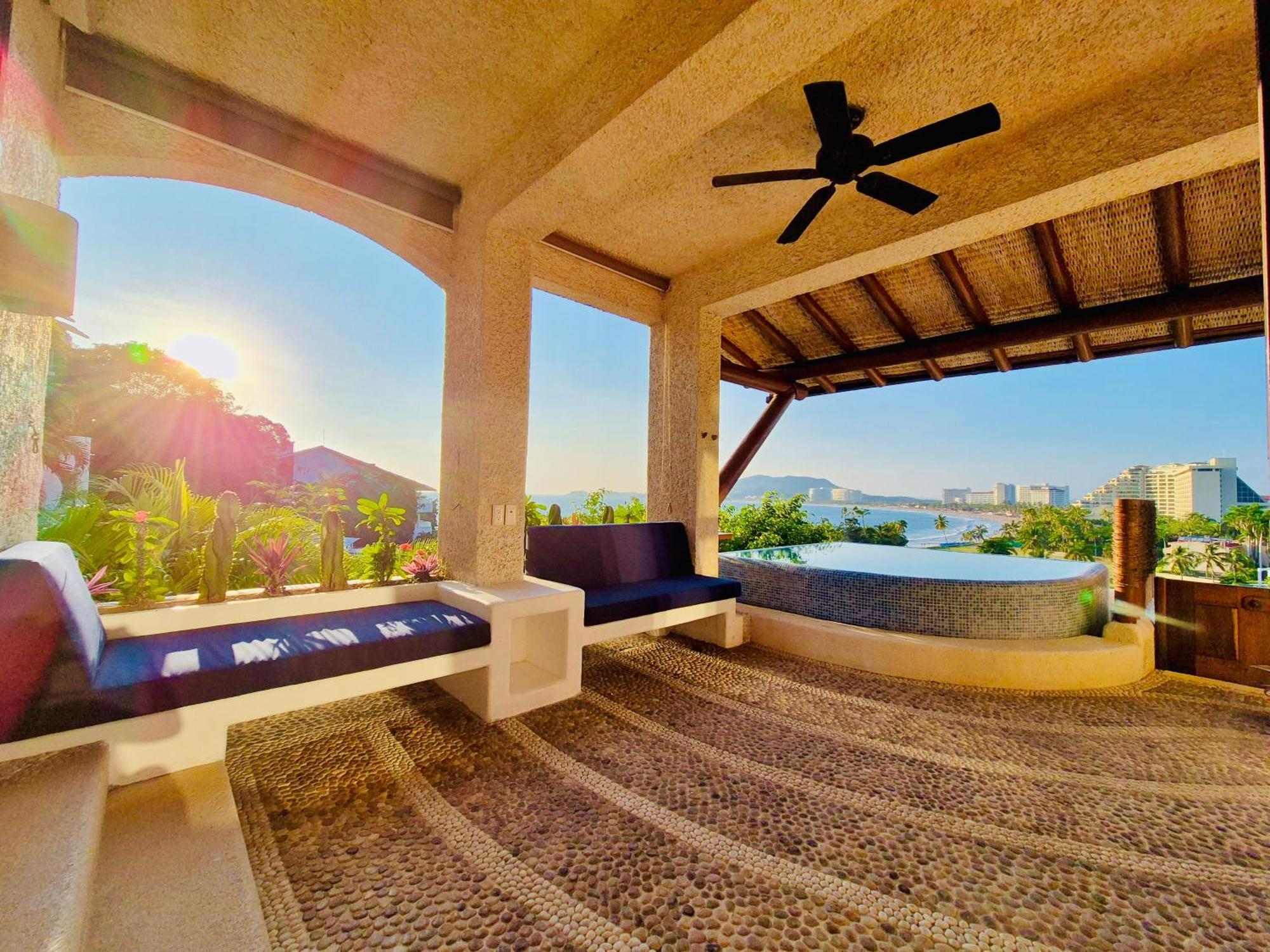 Departamentos Frente Al Mar En Ixtapa * Ixtapa (Guerrero)