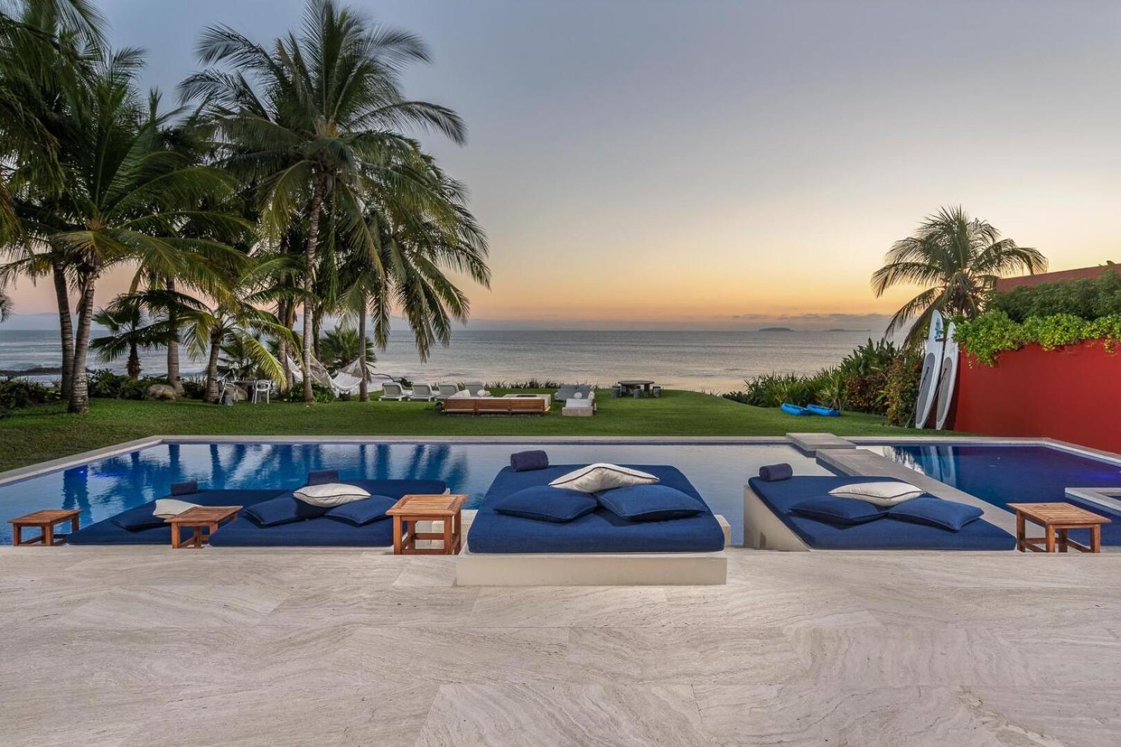Villa Stunning 5bd Beachfront Fully Staffed W Golf, Spa, Clubs & Punta Mita