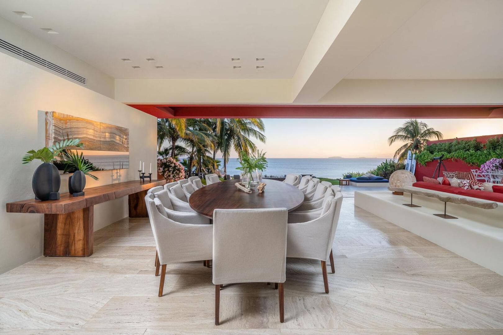 Villa Stunning 5bd Beachfront Fully Staffed W Golf, Spa, Clubs & *