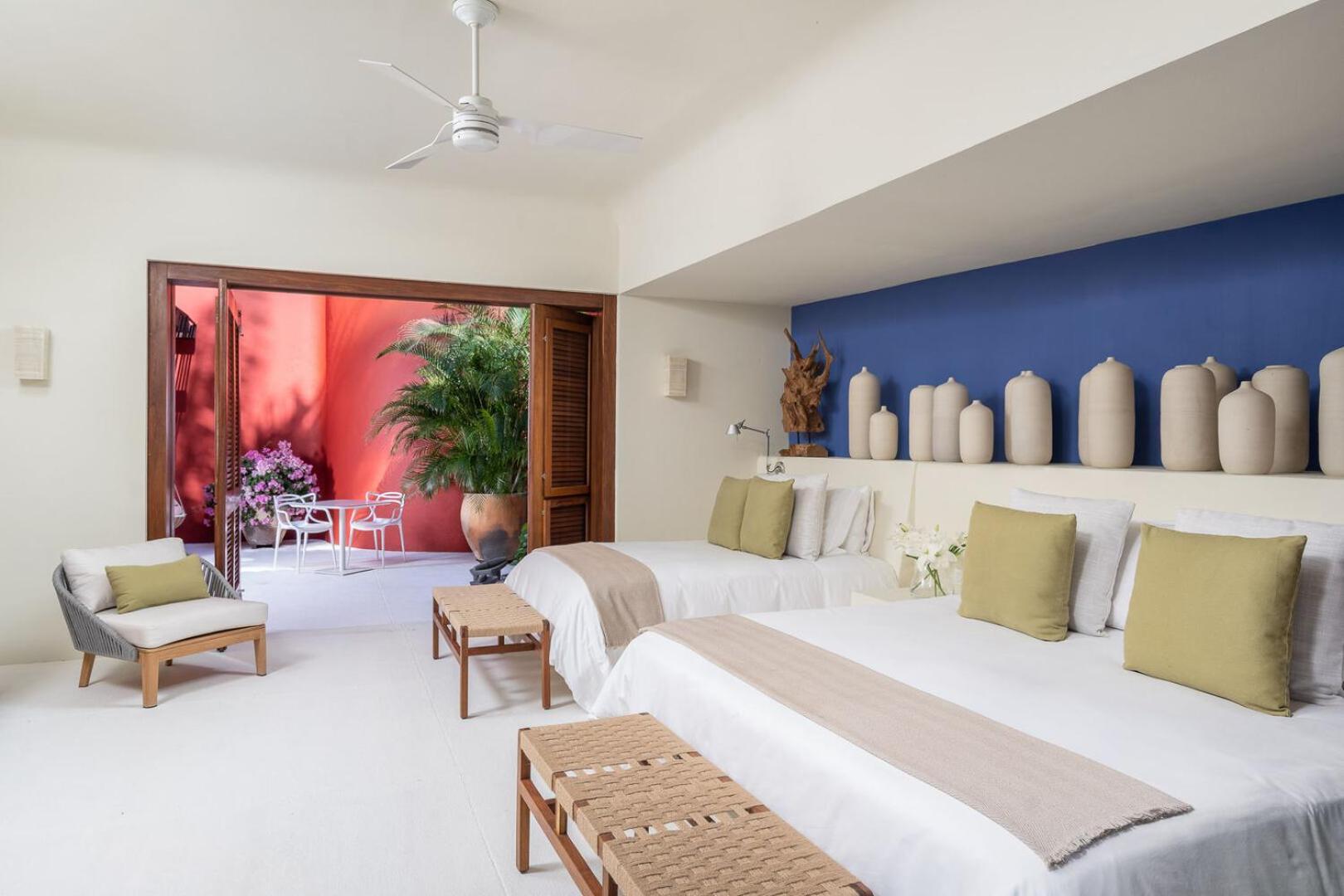 Stunning 5bd Beachfront Fully Staffed W Golf, Spa, Clubs & *