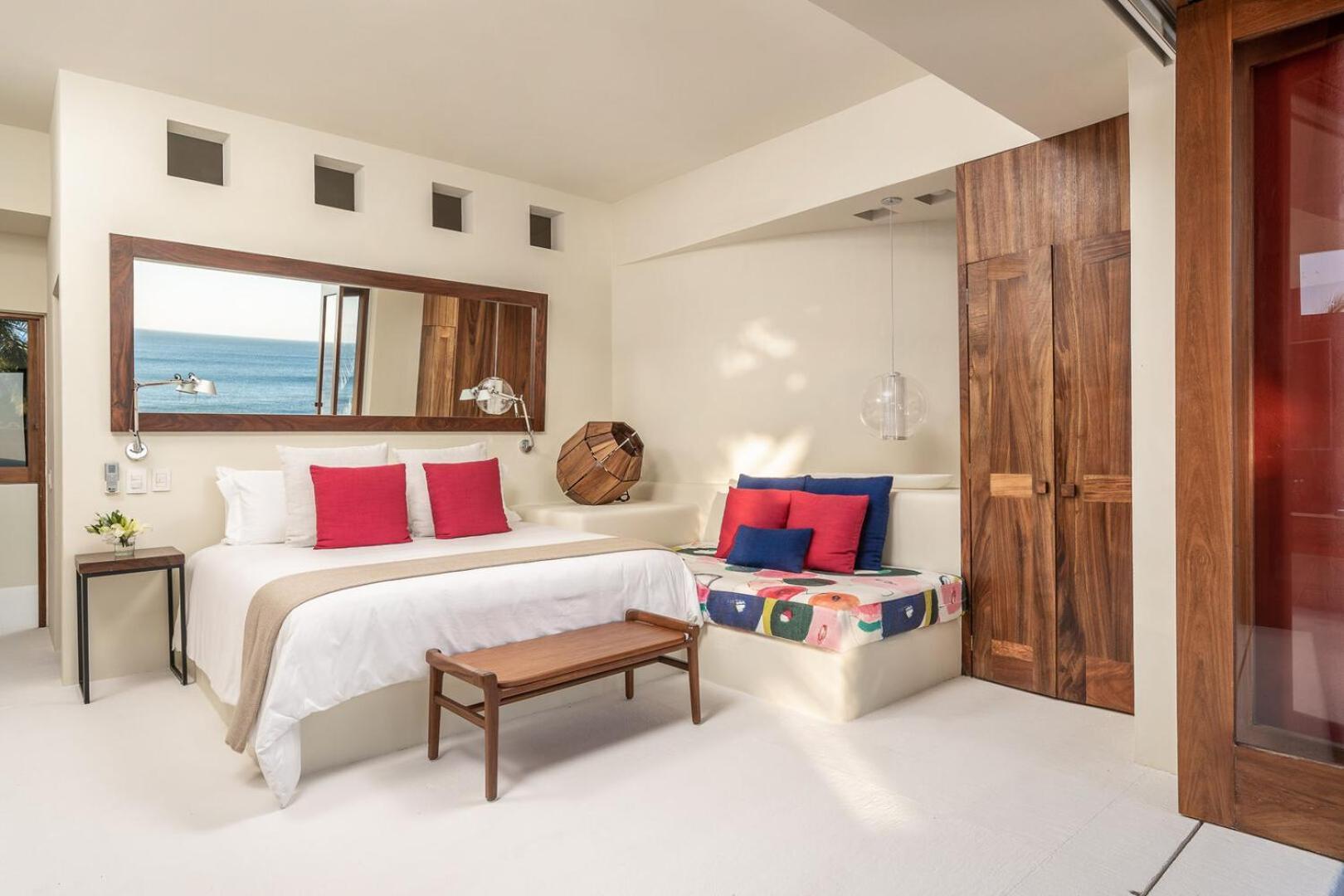 Stunning 5bd Beachfront Fully Staffed W Golf, Spa, Clubs & Villa Punta Mita