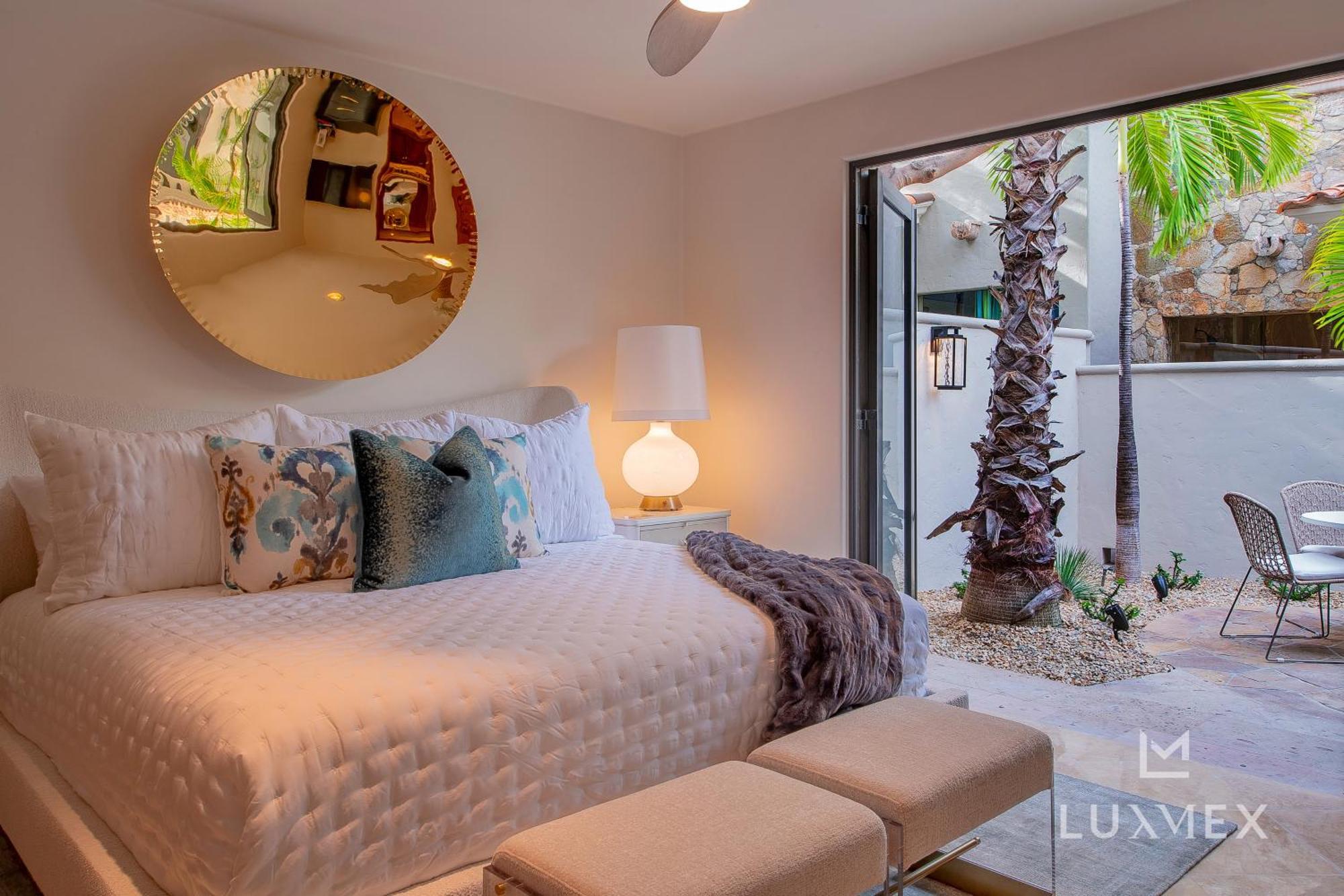 New Stunning Fully Staffed In Del Mar Palmilla Villa *