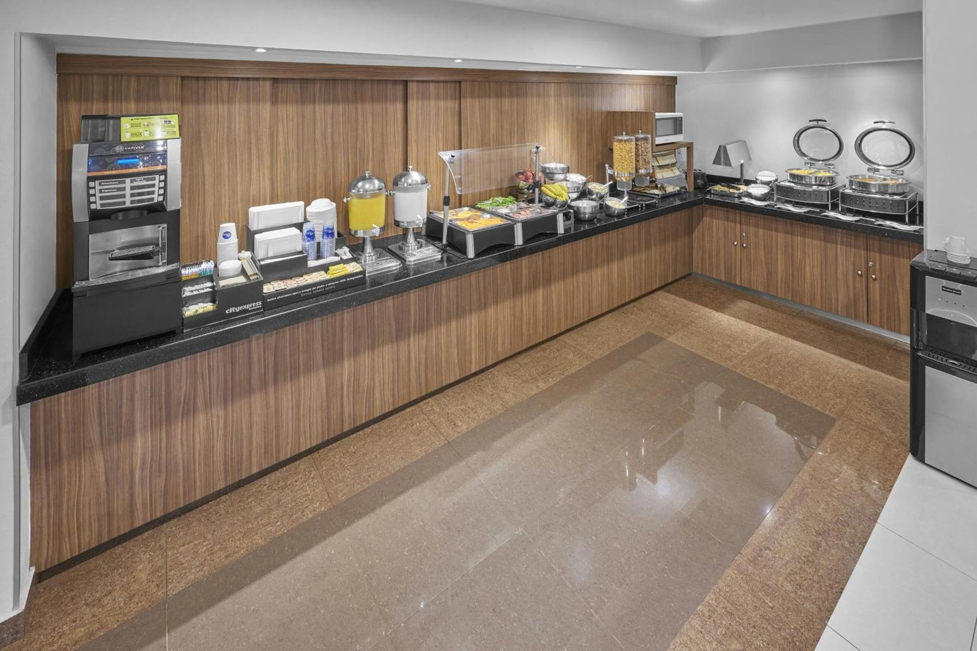 Express By Marriott Hotel