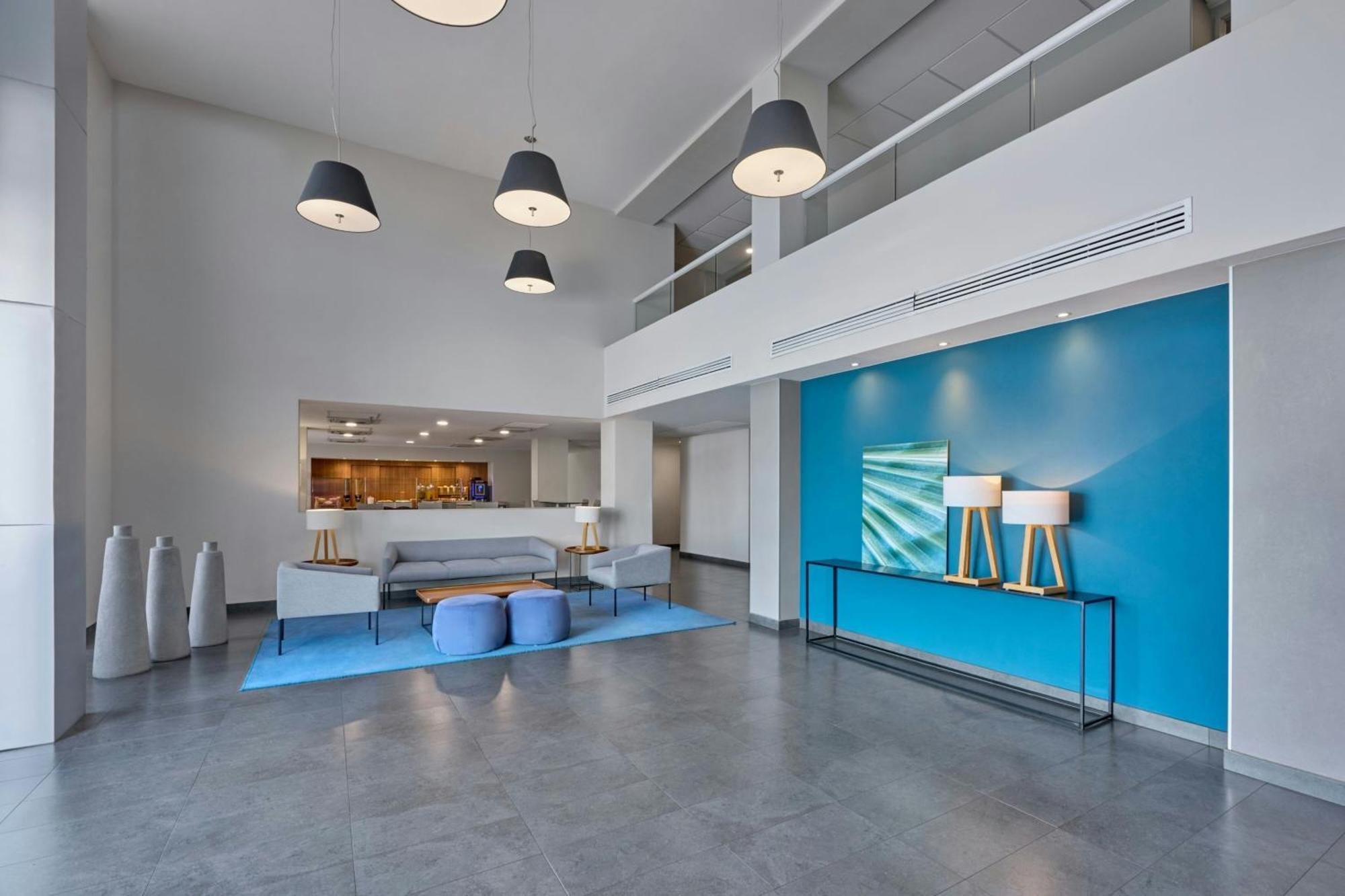 Hotel Express By Marriott 4*