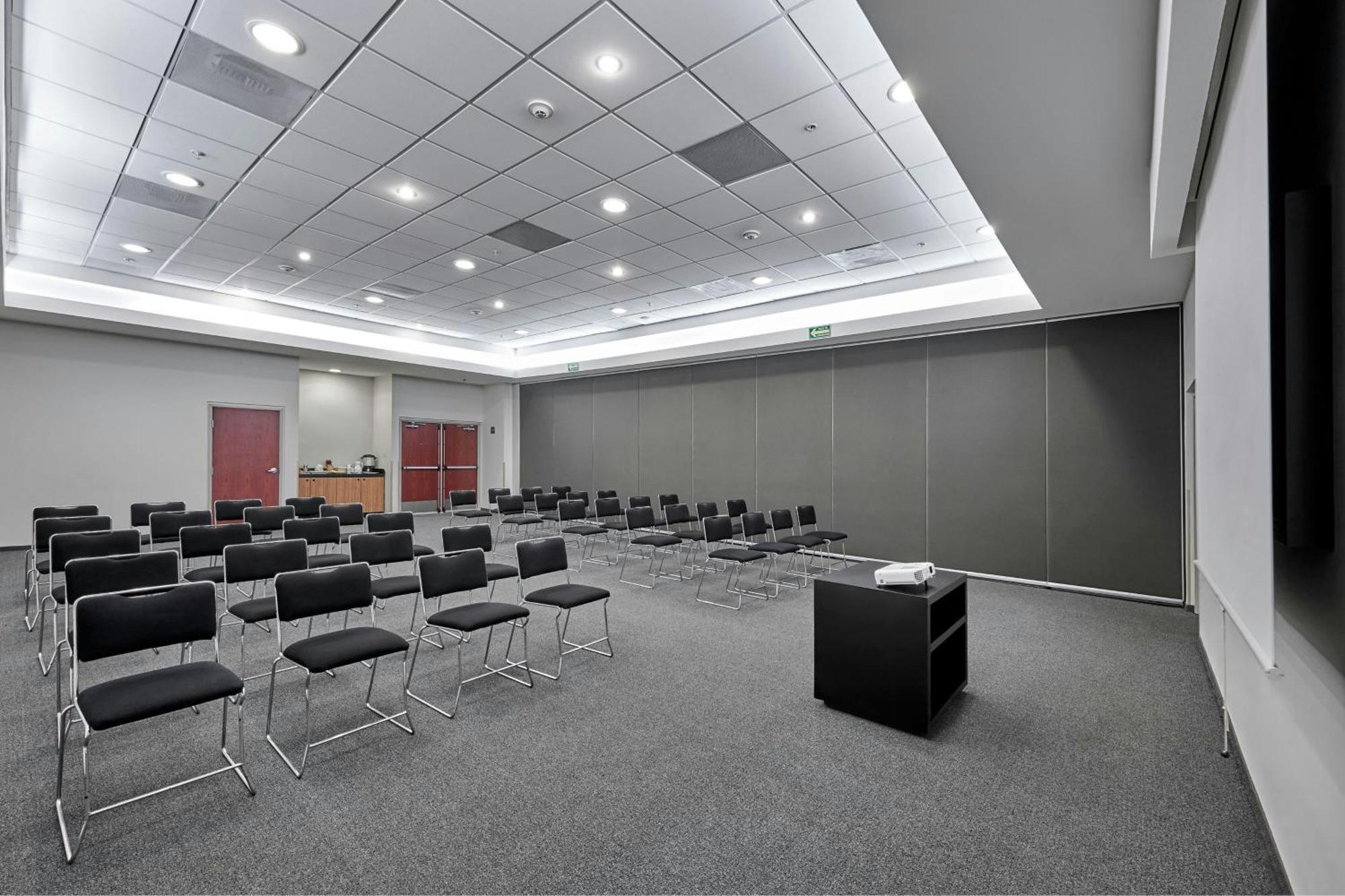 Hotel Express By Marriott Jurica Queretaro