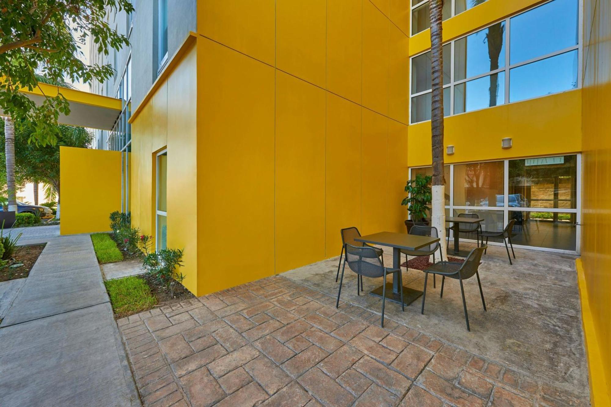 Express By Marriott Jurica 4*