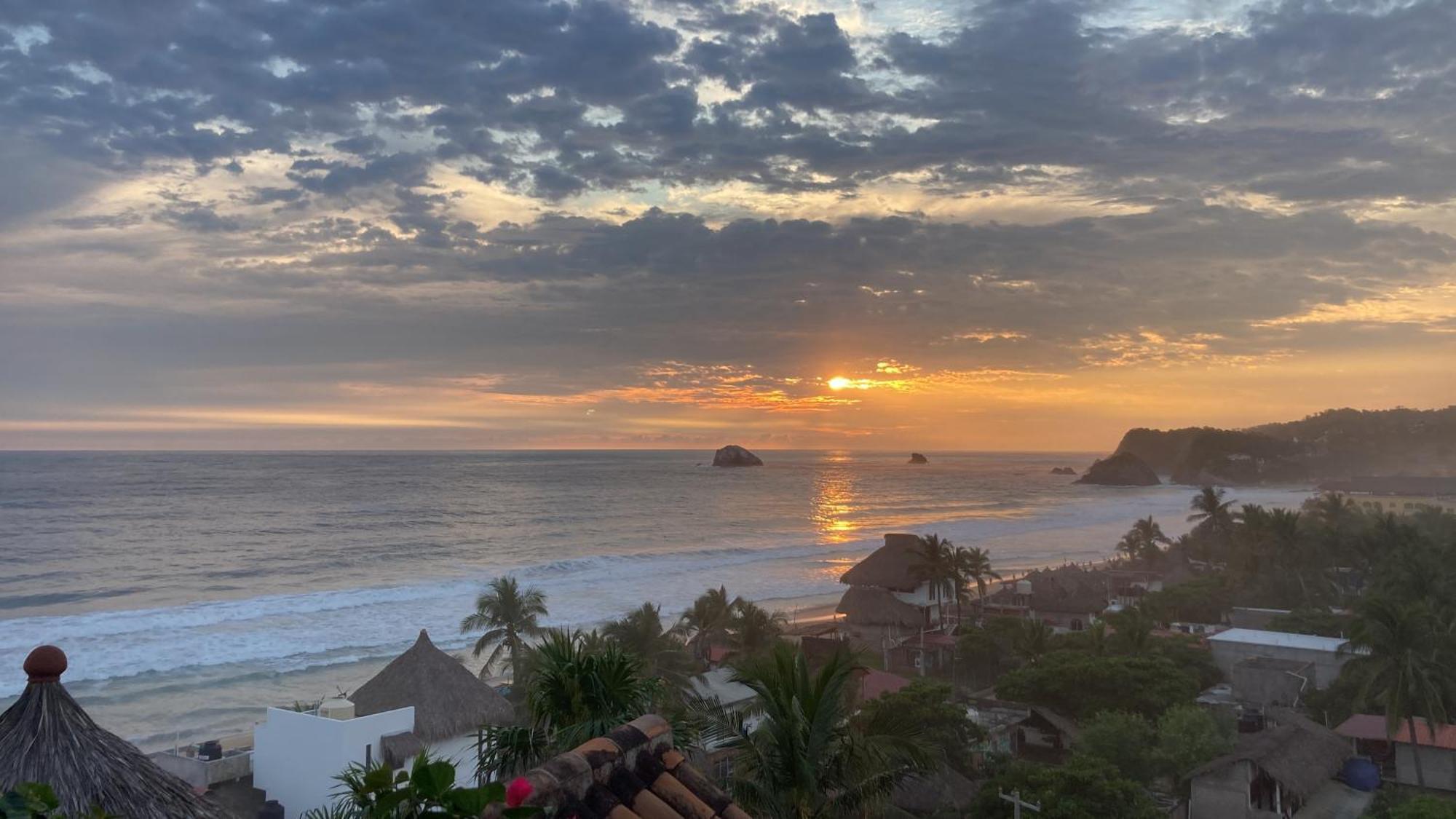 La Loma Linda, Bungalows, Yoga And Feldenkrais, Starlink Internet