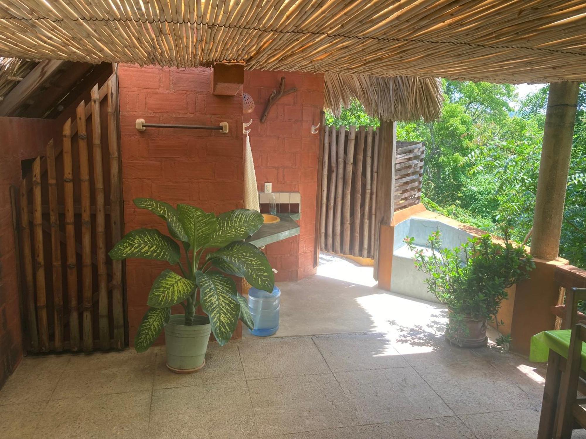La Loma Linda, Bungalows, Yoga And Feldenkrais, Starlink Internet Hotel Zipolite
