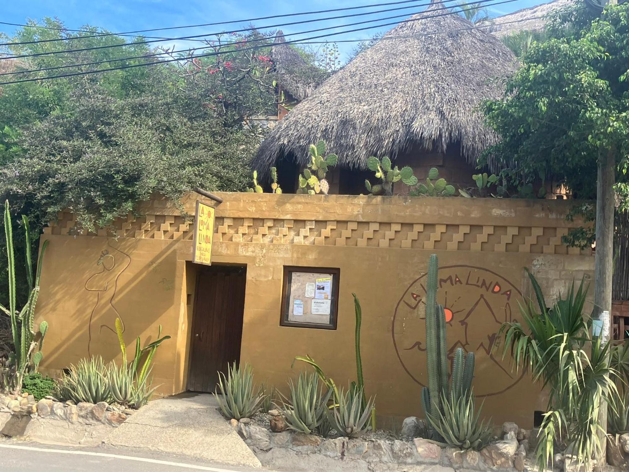 La Loma Linda, Bungalows, Yoga And Feldenkrais, Starlink Internet 2* Zipolite