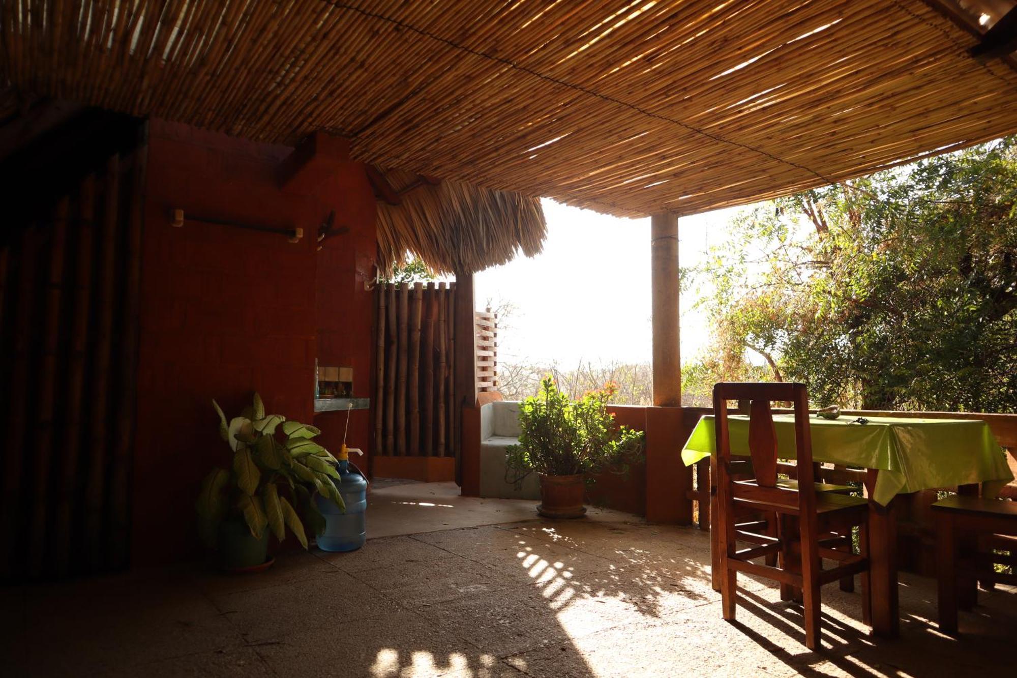 La Loma Linda, Bungalows, Yoga And Feldenkrais, Starlink Internet