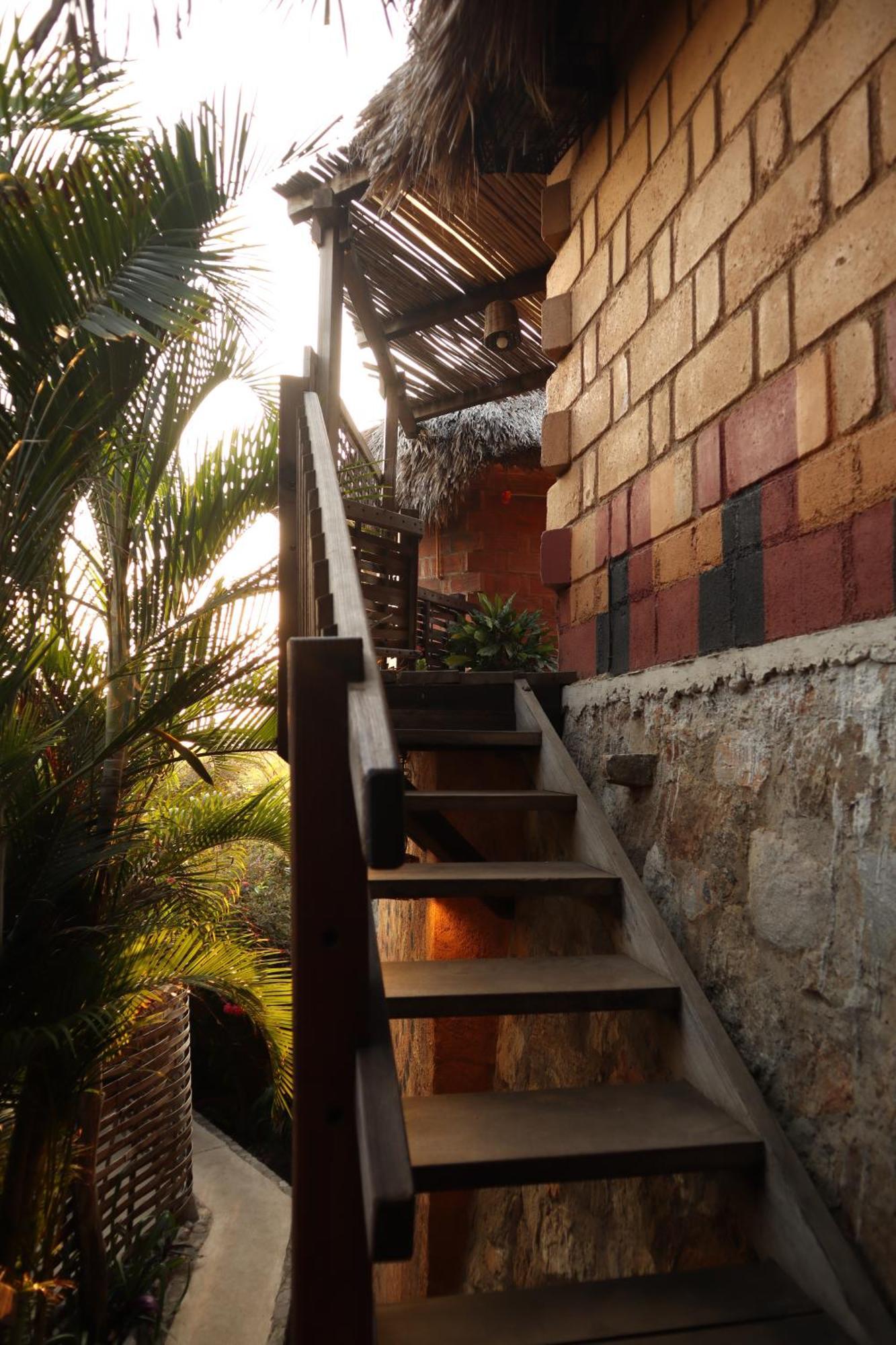La Loma Linda, Bungalows, Yoga And Feldenkrais, Starlink Internet 2* Zipolite