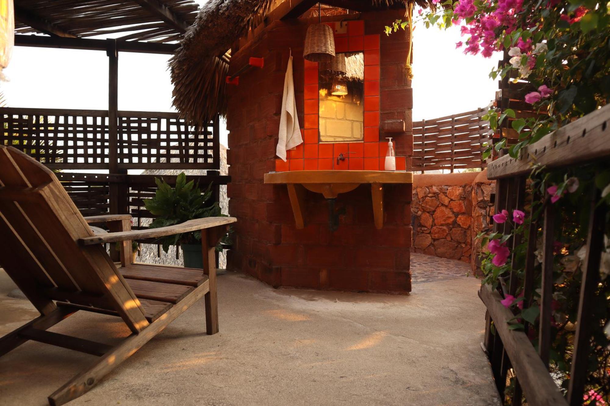 La Loma Linda, Bungalows, Yoga And Feldenkrais, Starlink Internet