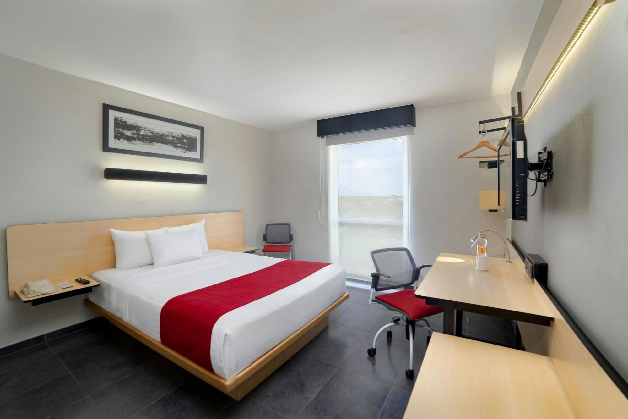Express By Marriott Hotel 4*