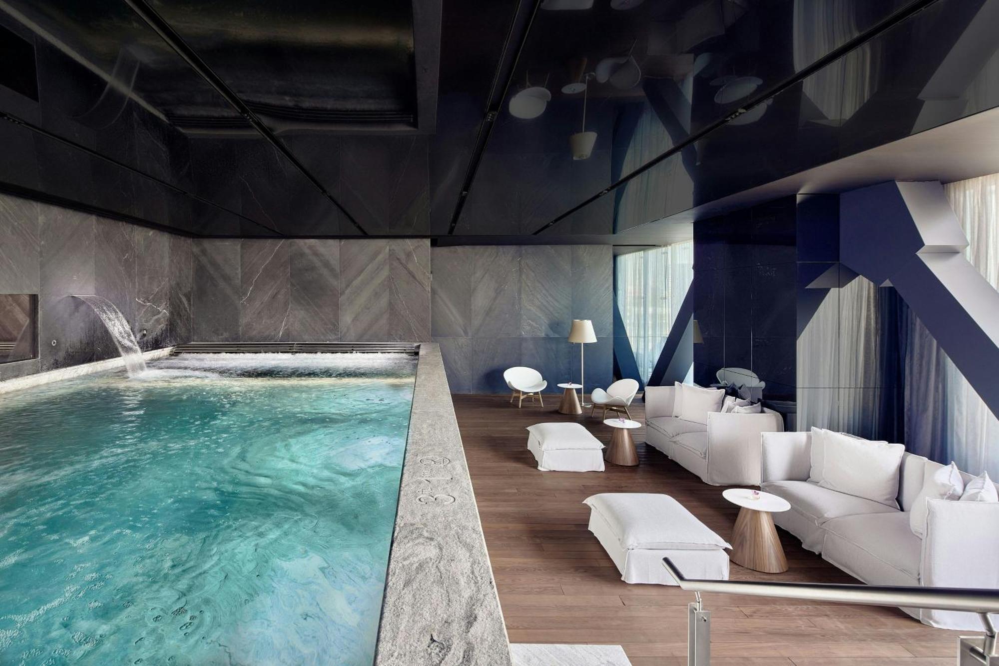 Hotel The Ritz-carlton Residences 5*