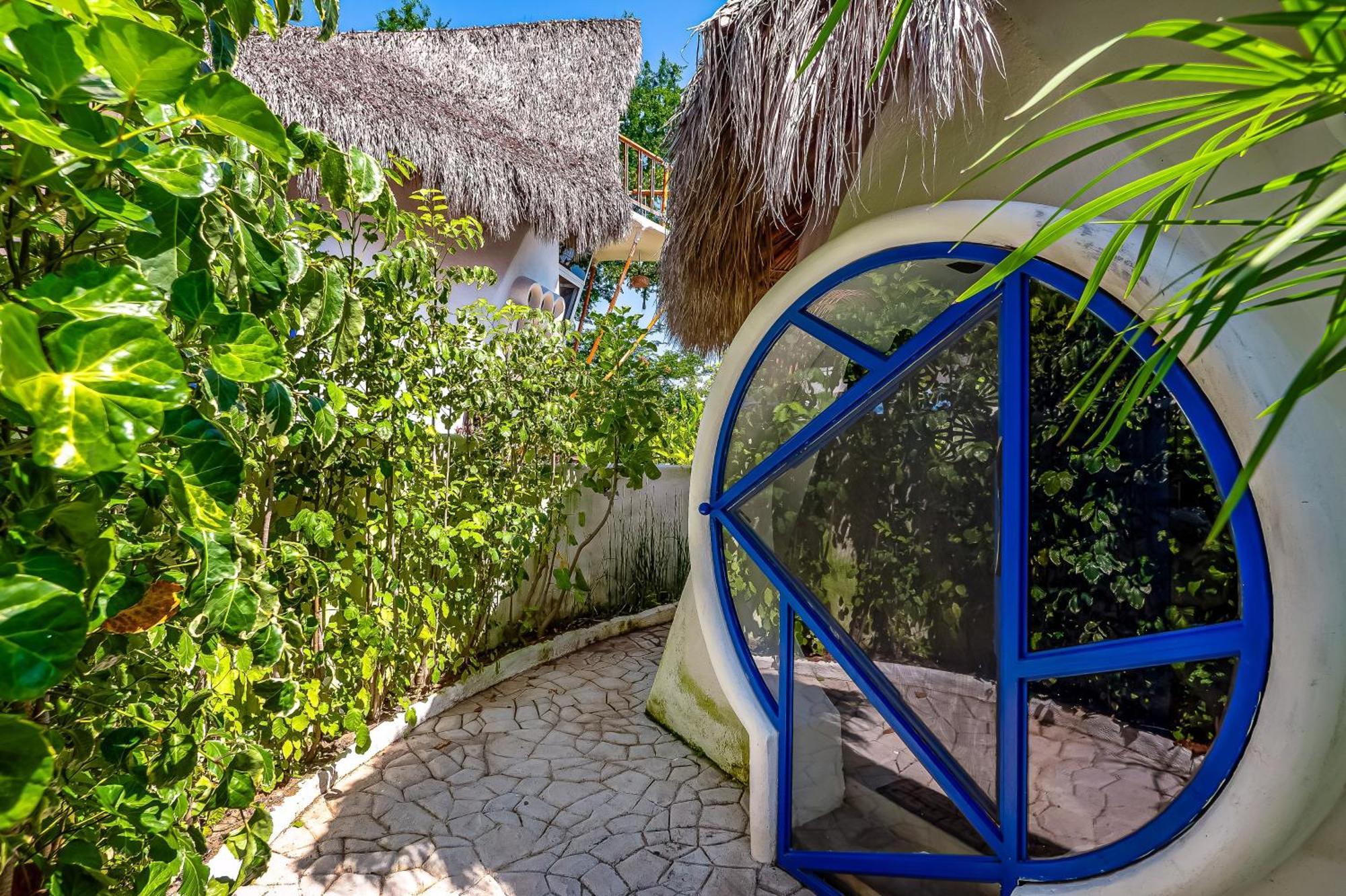 Bambu Holiday home Barra de Navidad