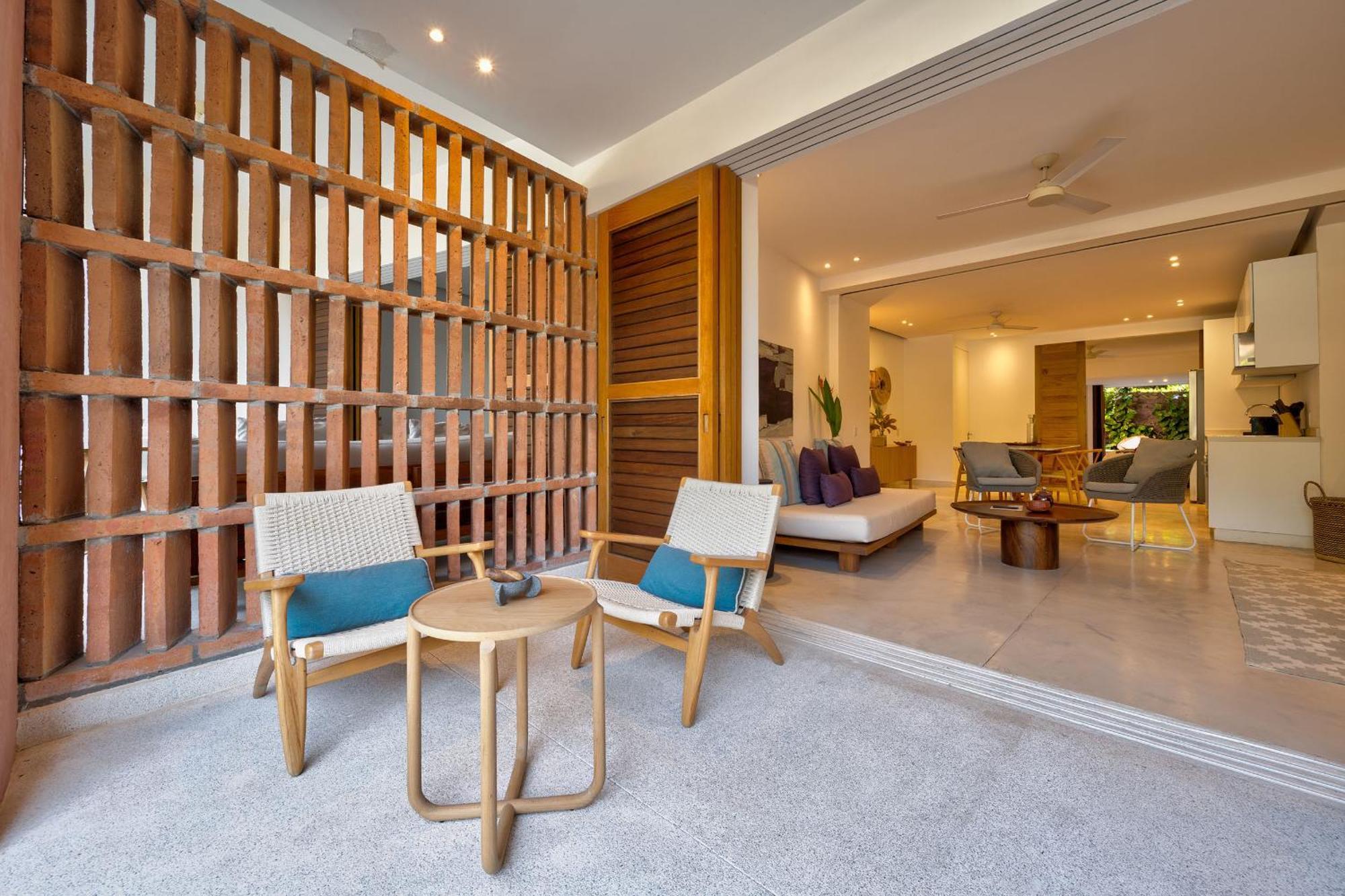 El Club & Residences