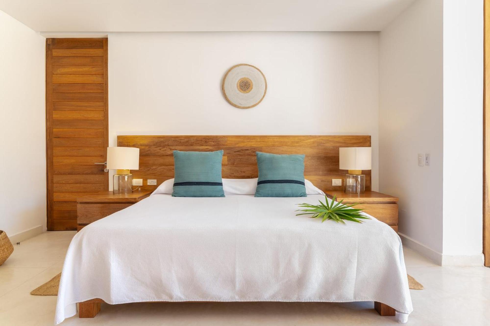 El Club & Residences 4*