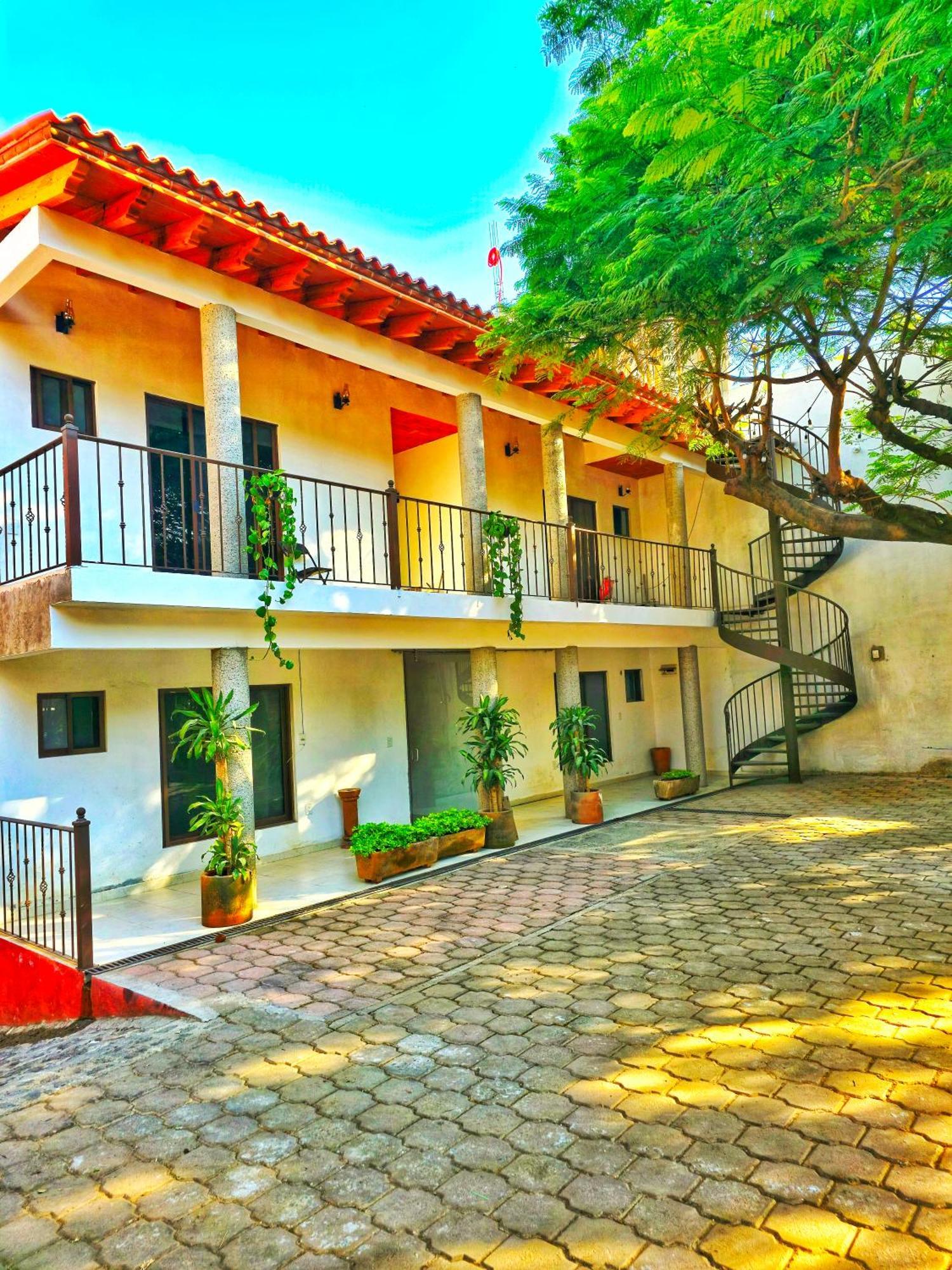 Casa Flores *