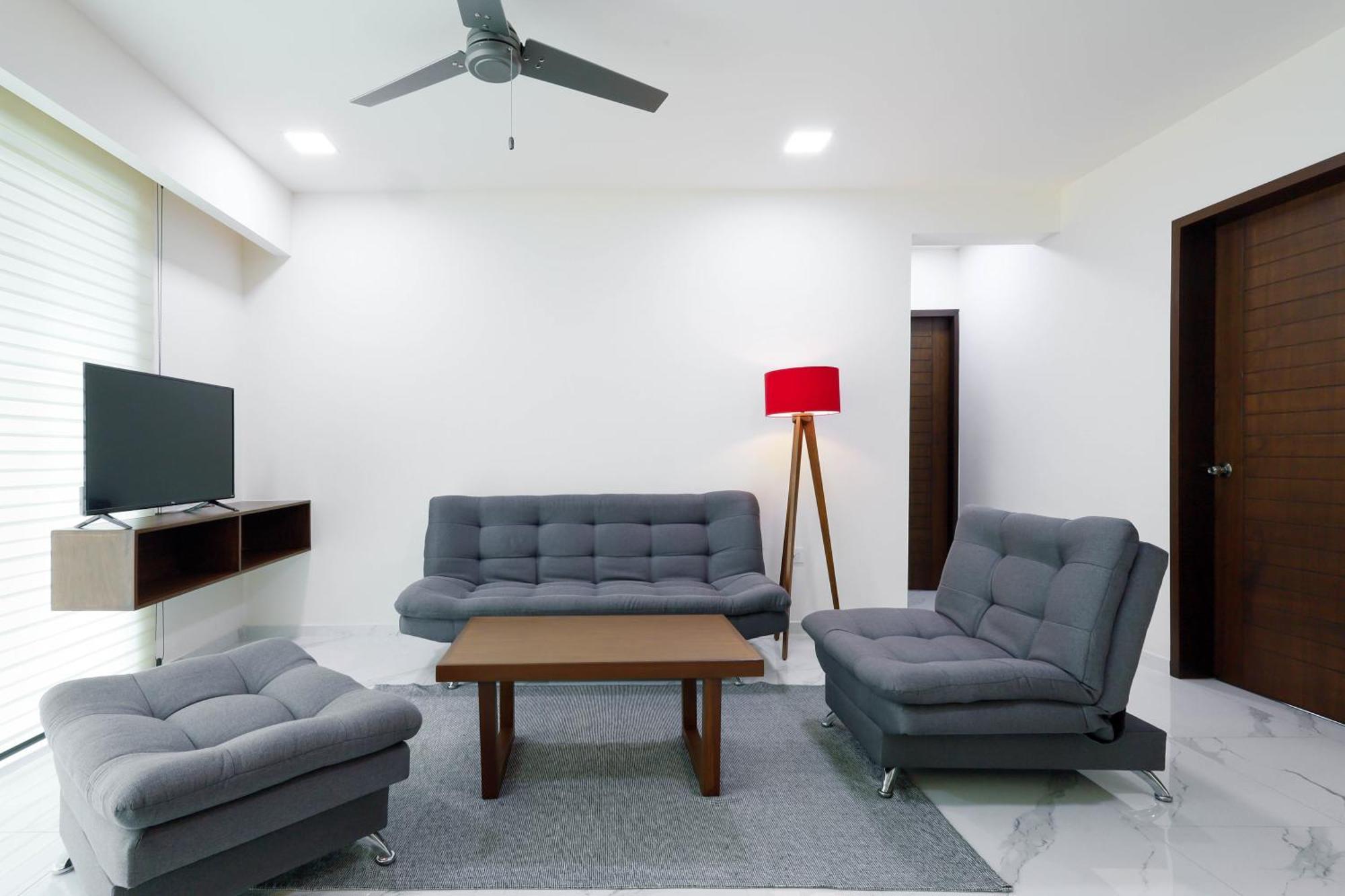 Aparthotel La Poza *