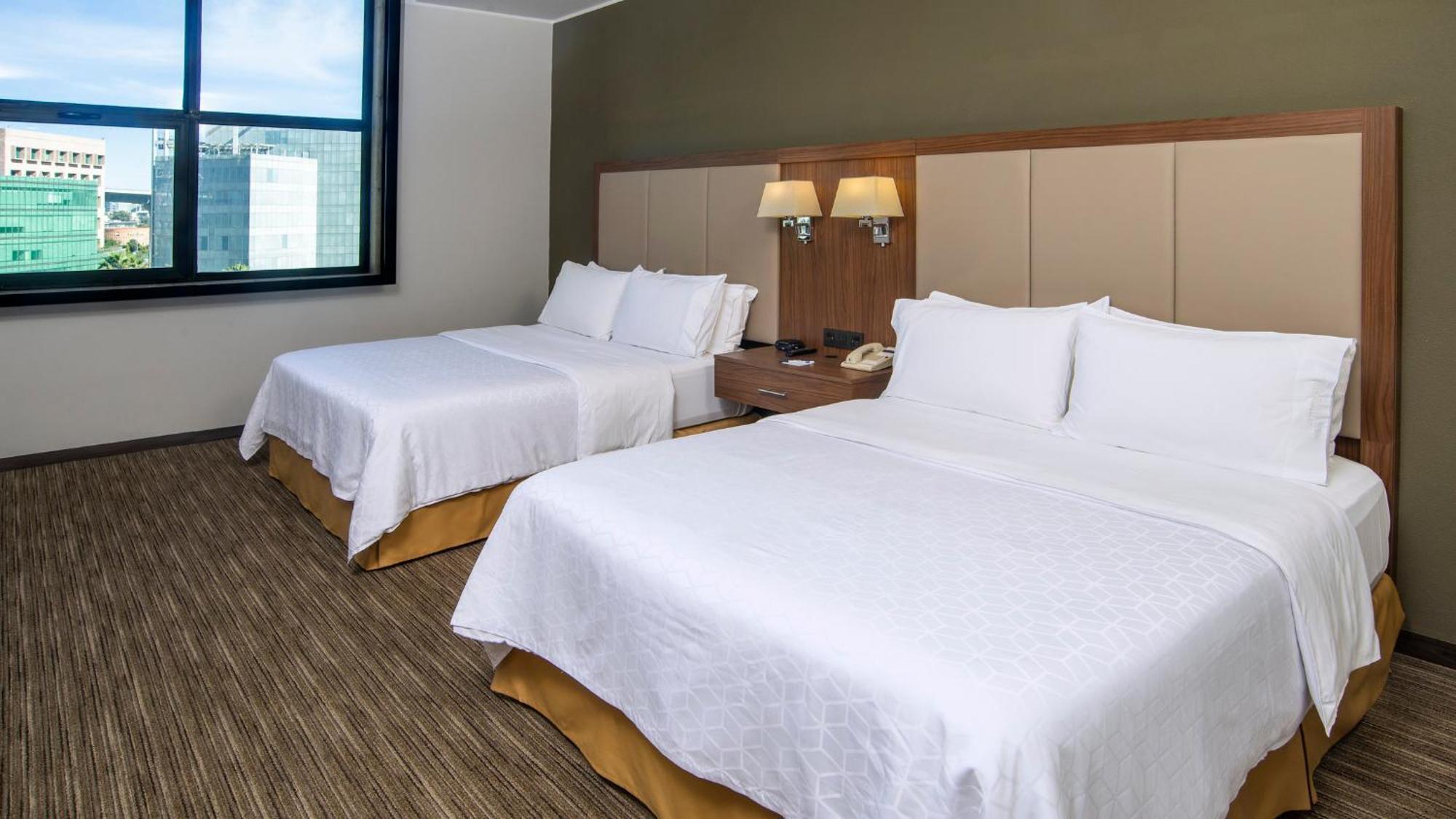 Hotel Express Santa Fe By Ihg