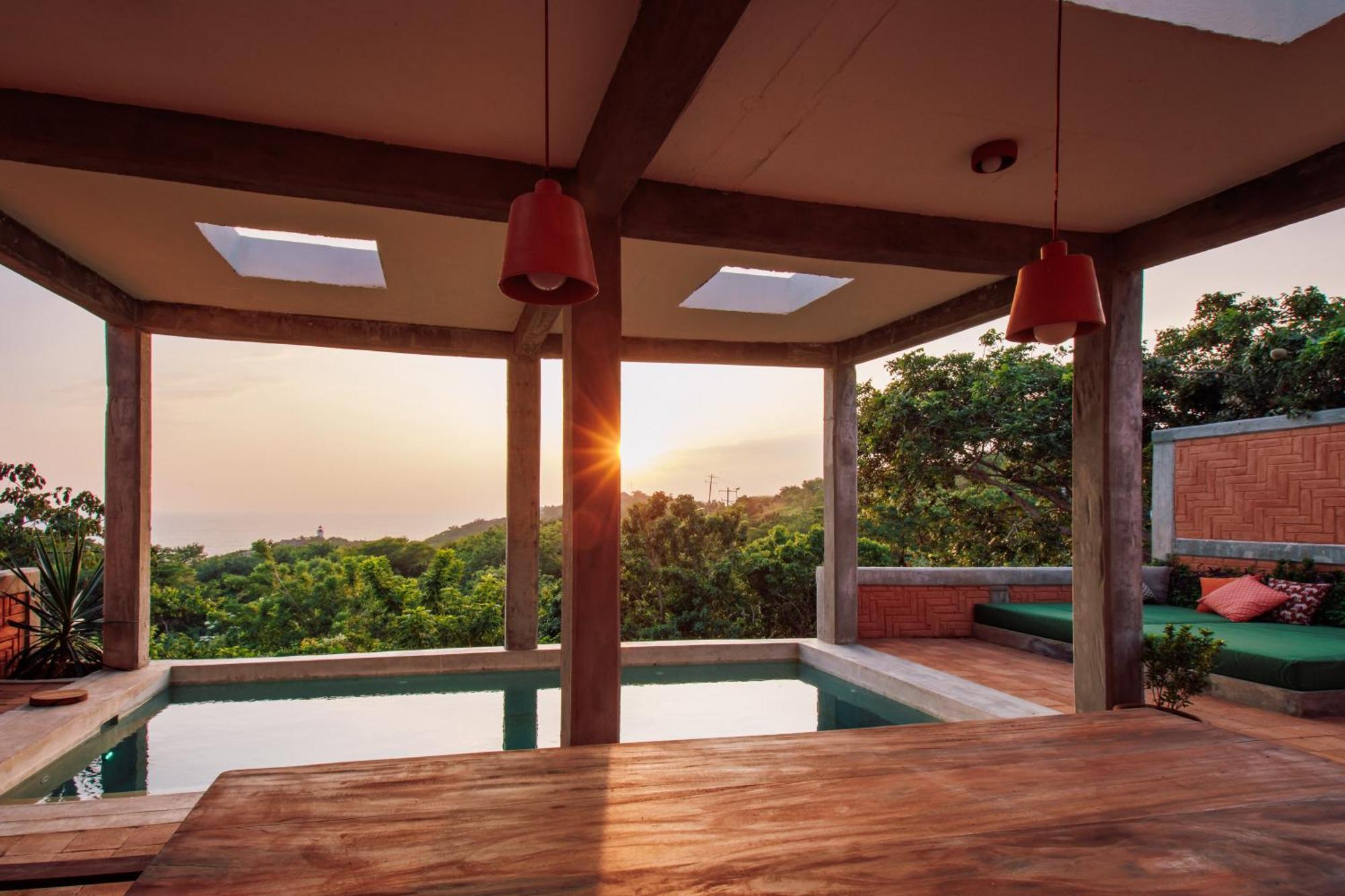 Casa Coyote, 6 Bedrooms With Ocean View & Pool Puerto Angel
