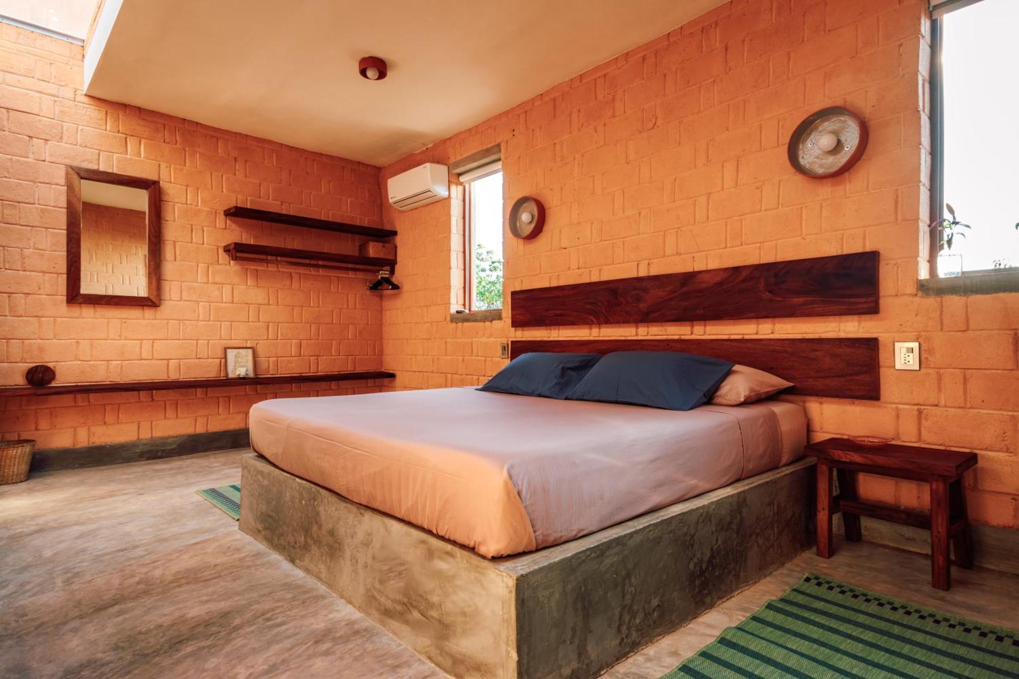 Casa Coyote, 6 Bedrooms With Ocean View & Pool Villa Puerto Angel