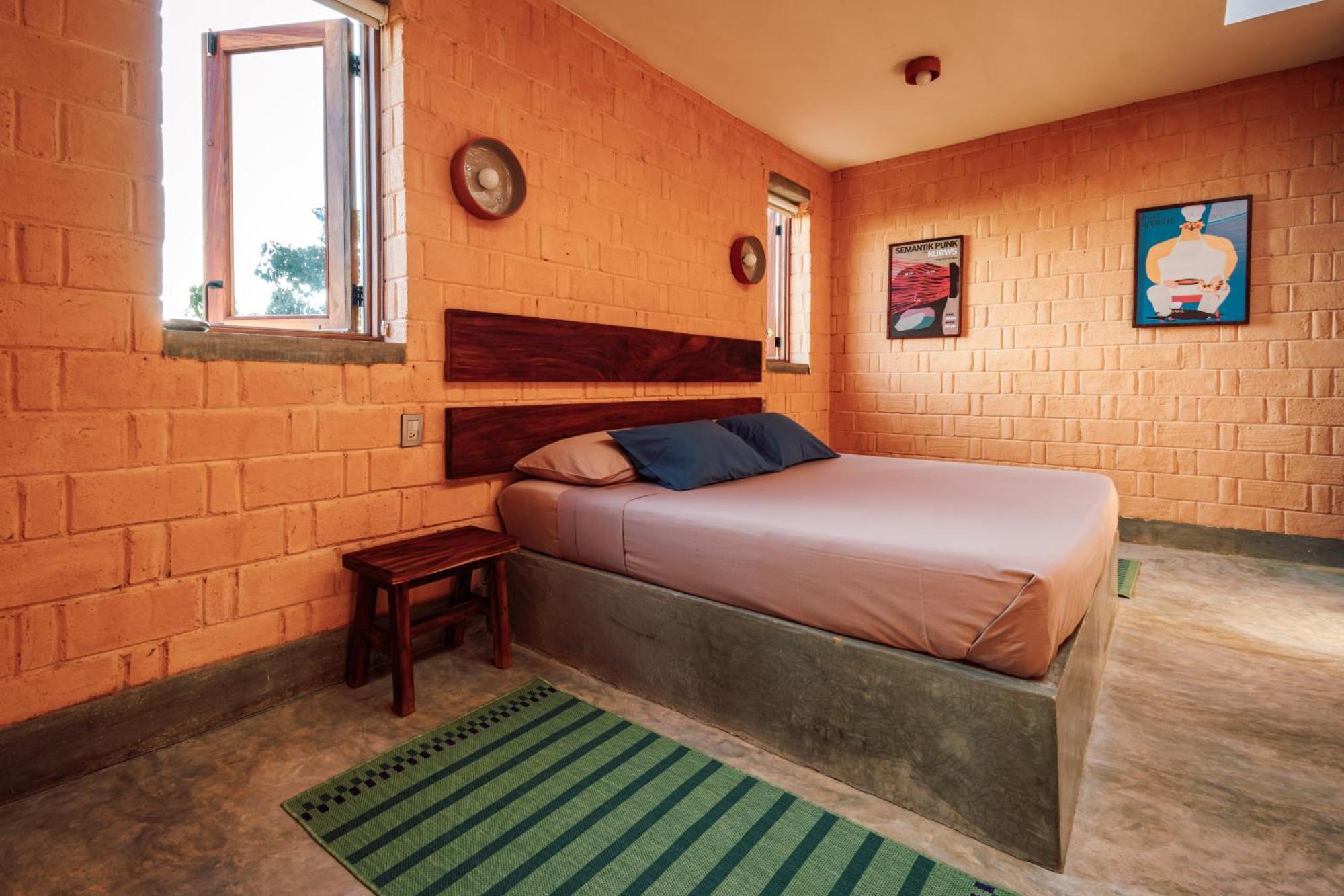 Casa Coyote, 6 Bedrooms With Ocean View & Pool * Puerto Angel