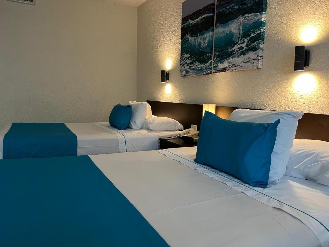Hotel Howard Johnson By Wyndham 4*