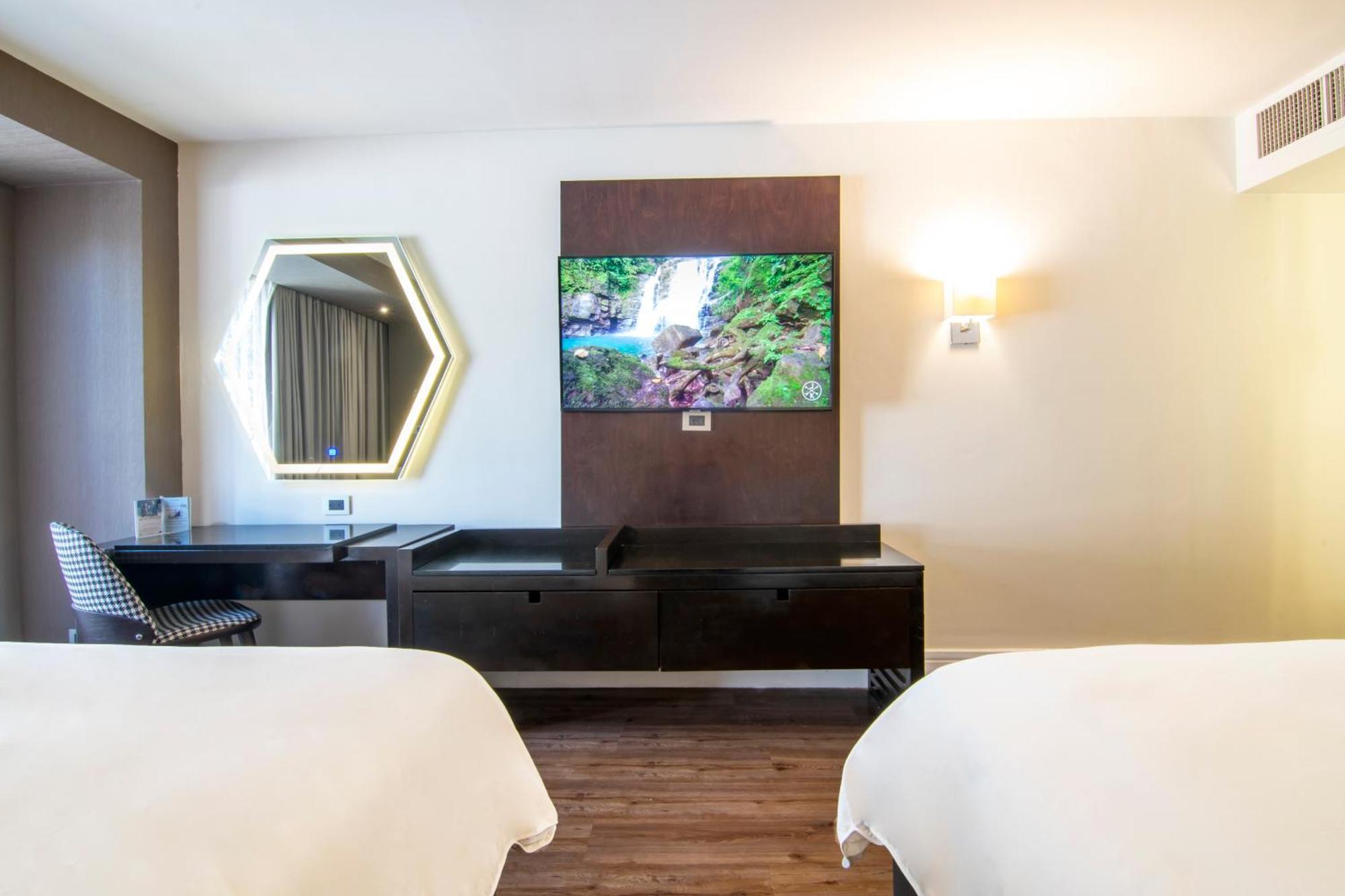 Lucerna 4* Tijuana